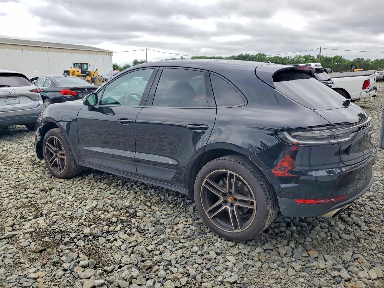 2021 Porsche Macan S Black vin: WP1AB2A56MLB31182