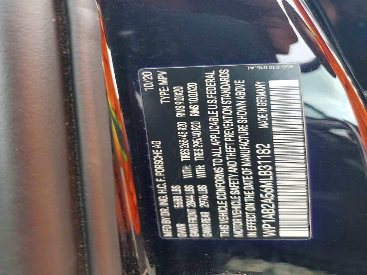 2021 Porsche Macan S Black vin: WP1AB2A56MLB31182