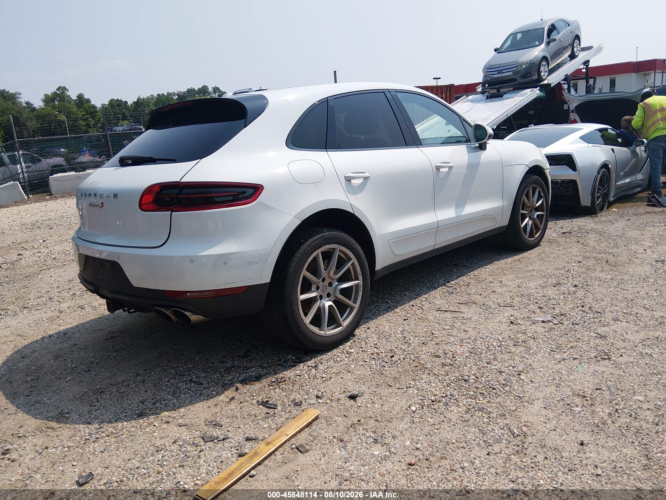 2015 Porsche Macan S Белый vin: WP1AB2A57FLB56336