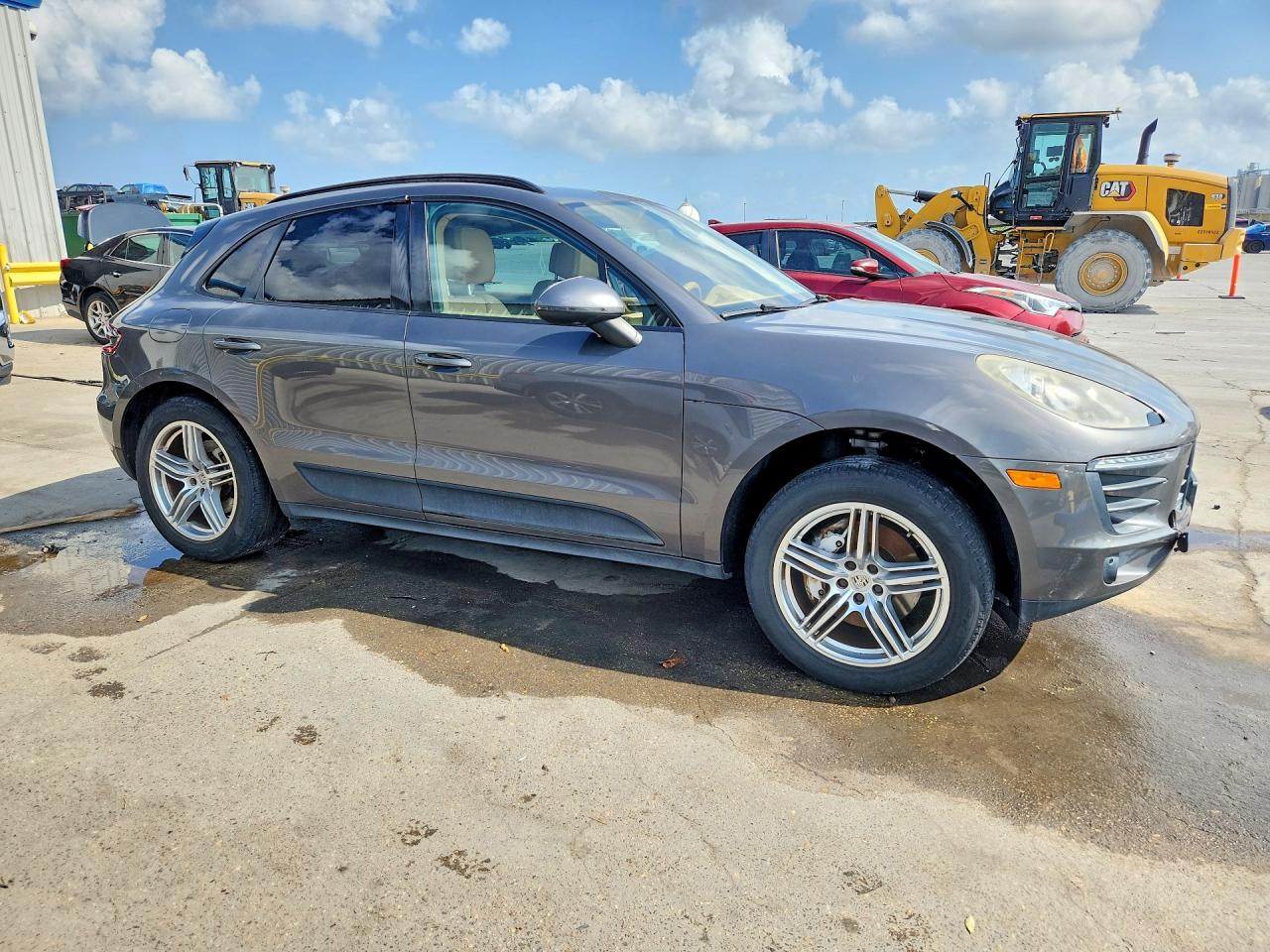 2015 Porsche Macan S Gray vin: WP1AB2A58FLB63523