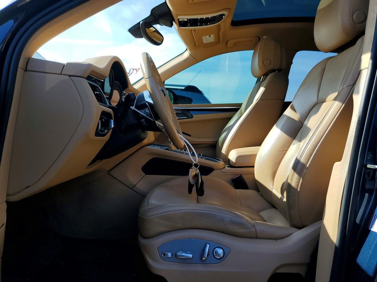 2015 Porsche Macan S Черный vin: WP1AB2A58FLB70228