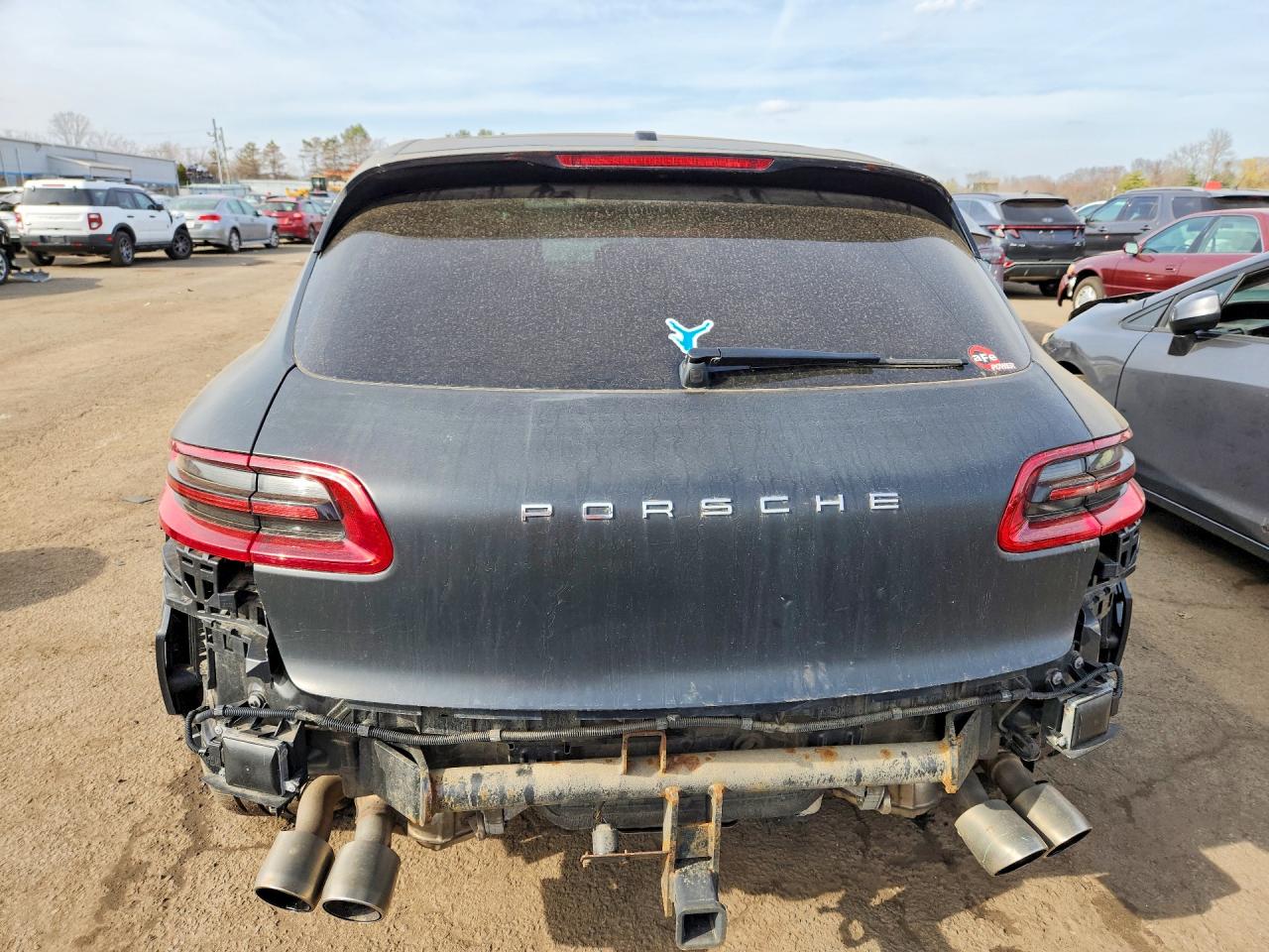 2015 Porsche Macan S Black vin: WP1AB2A59FLB50375