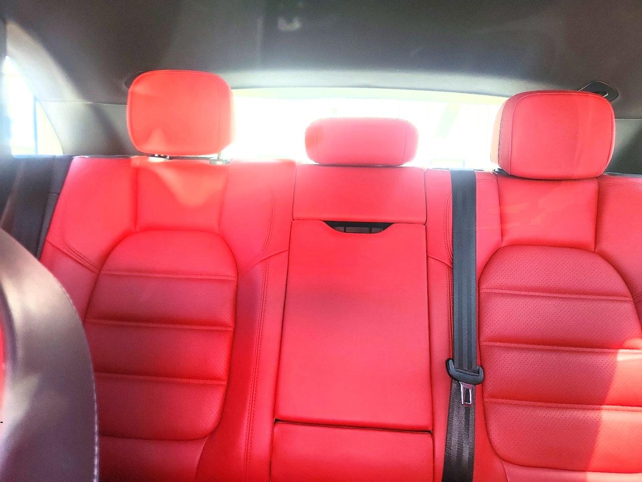 2015 Porsche Macan S Maroon vin: WP1AB2A59FLB73073