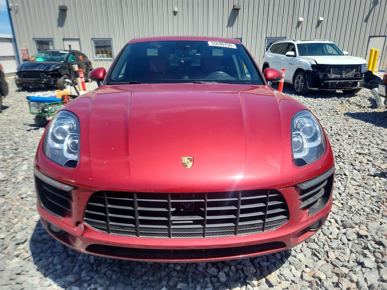 2015 Porsche Macan S Maroon vin: WP1AB2A59FLB73073