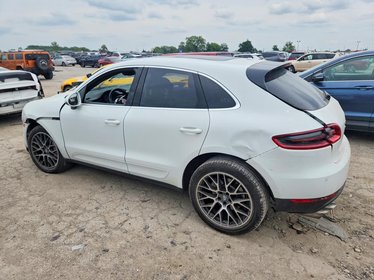 2018 Porsche Macan S White vin: WP1AB2A59JLB39952