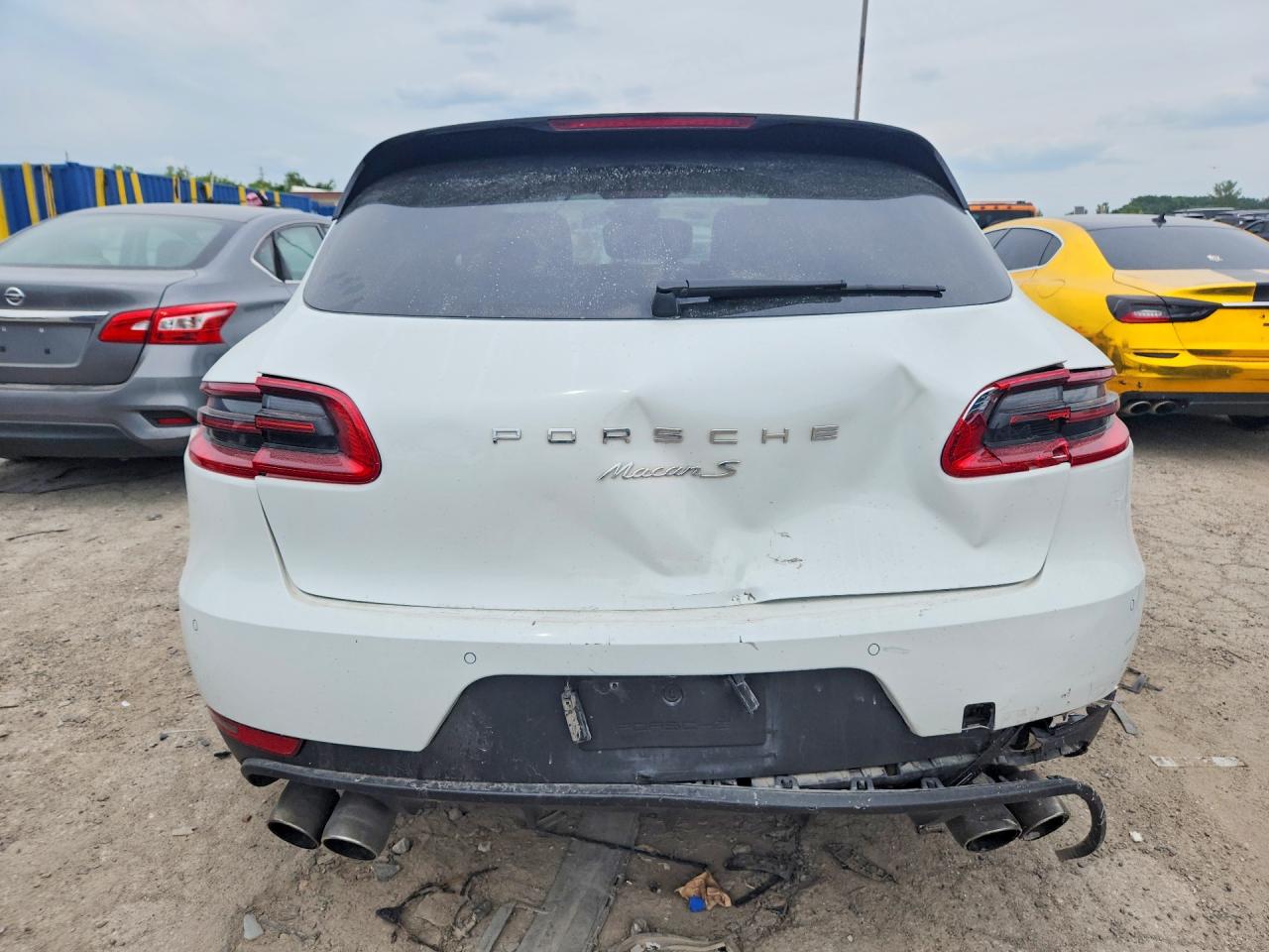2018 Porsche Macan S White vin: WP1AB2A59JLB39952