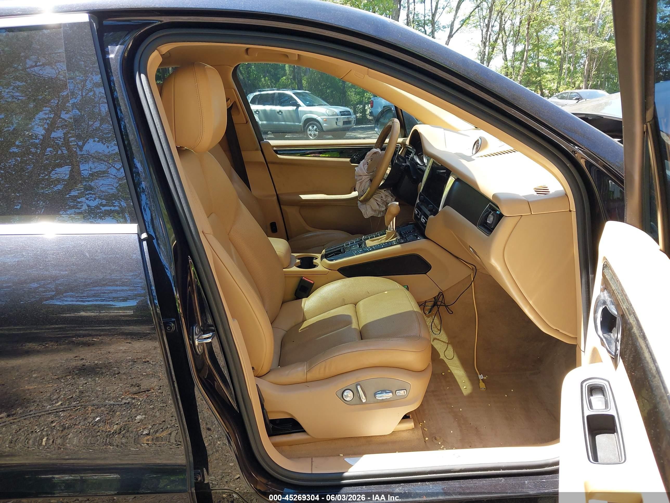 2015 Porsche Macan S Black vin: WP1AB2A5XFLB67279