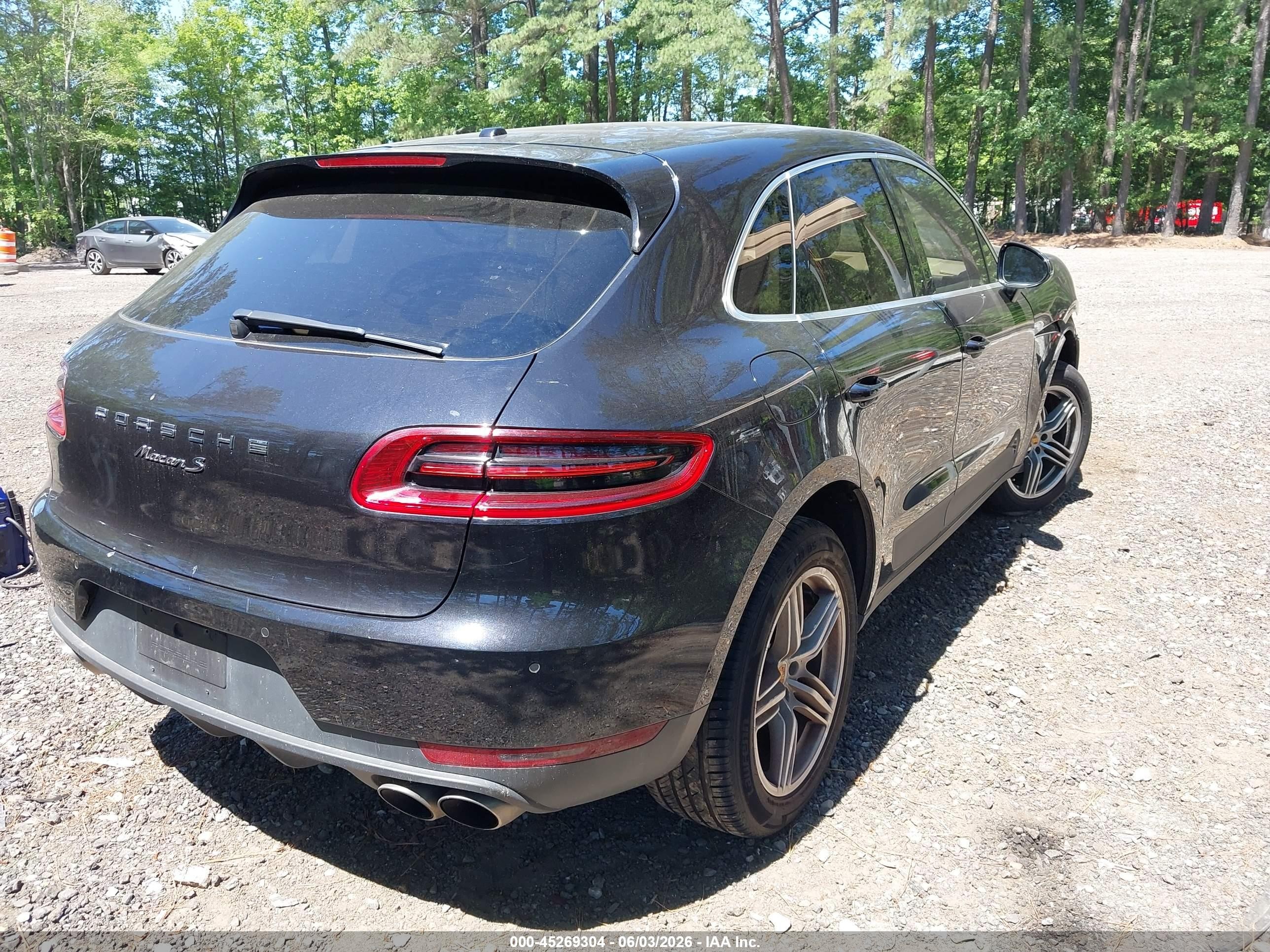 2015 Porsche Macan S Black vin: WP1AB2A5XFLB67279
