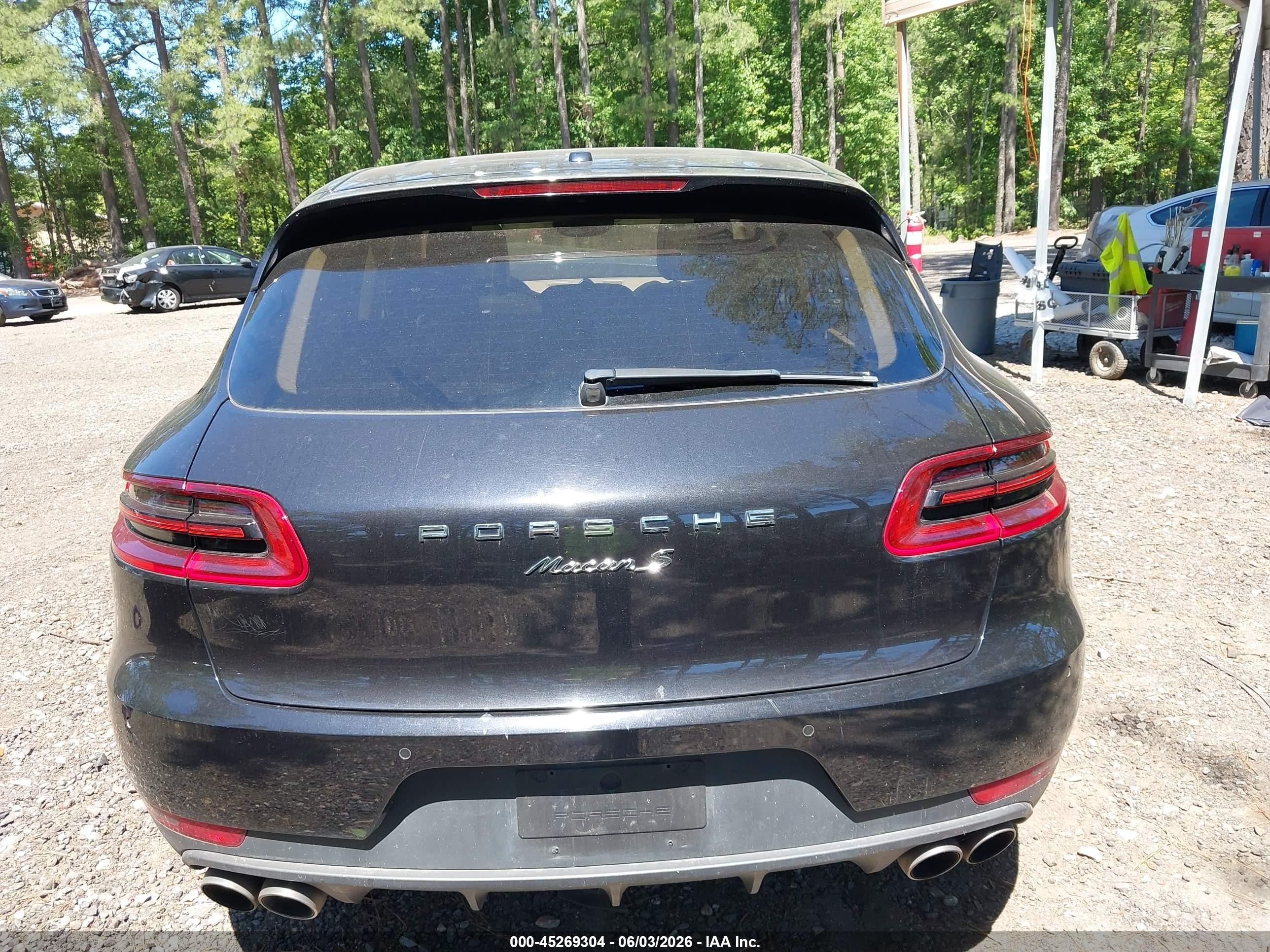 2015 Porsche Macan S Black vin: WP1AB2A5XFLB67279