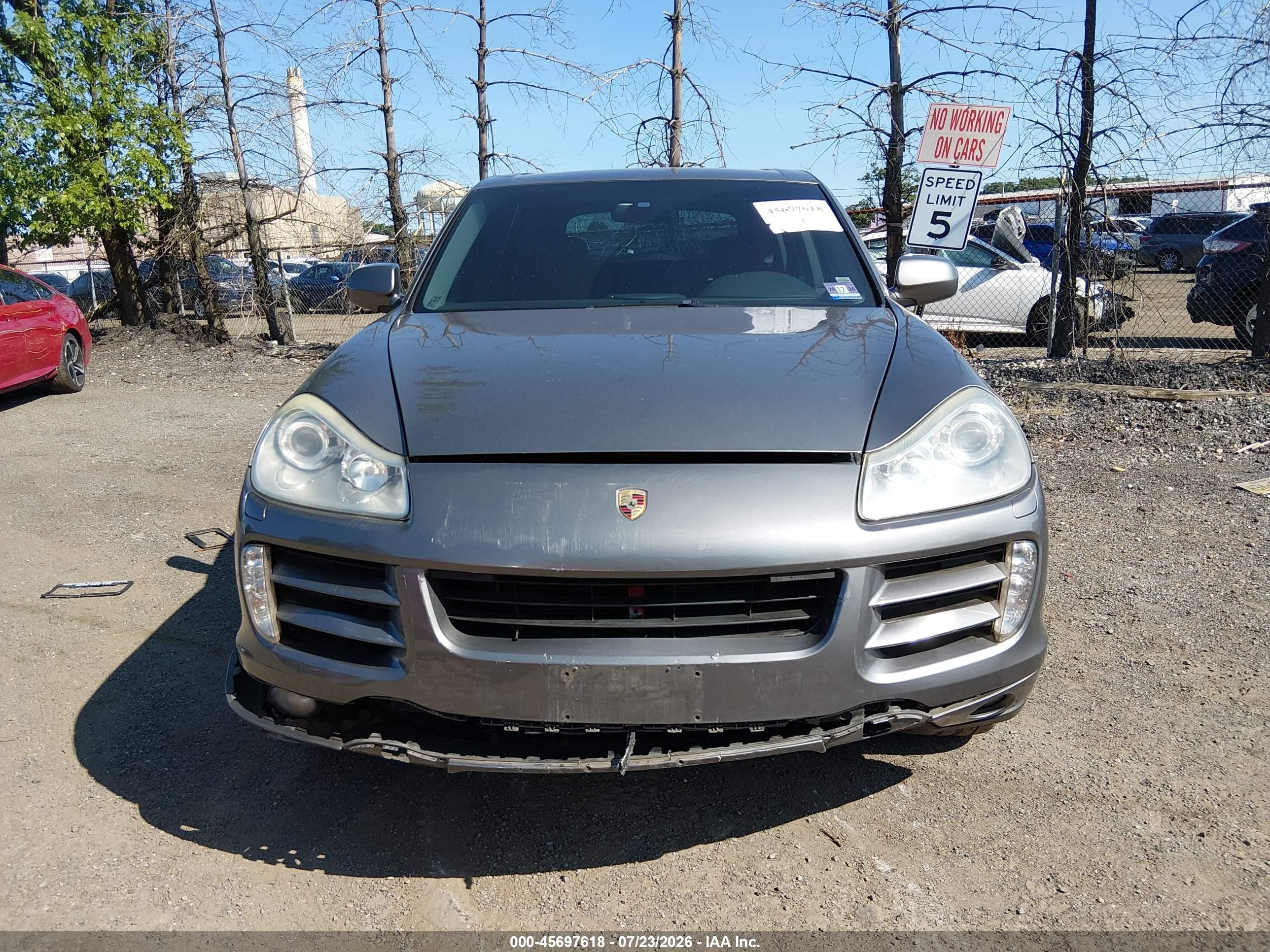 2010 Porsche Cayenne S Серый vin: WP1AB2AP5ALA50865
