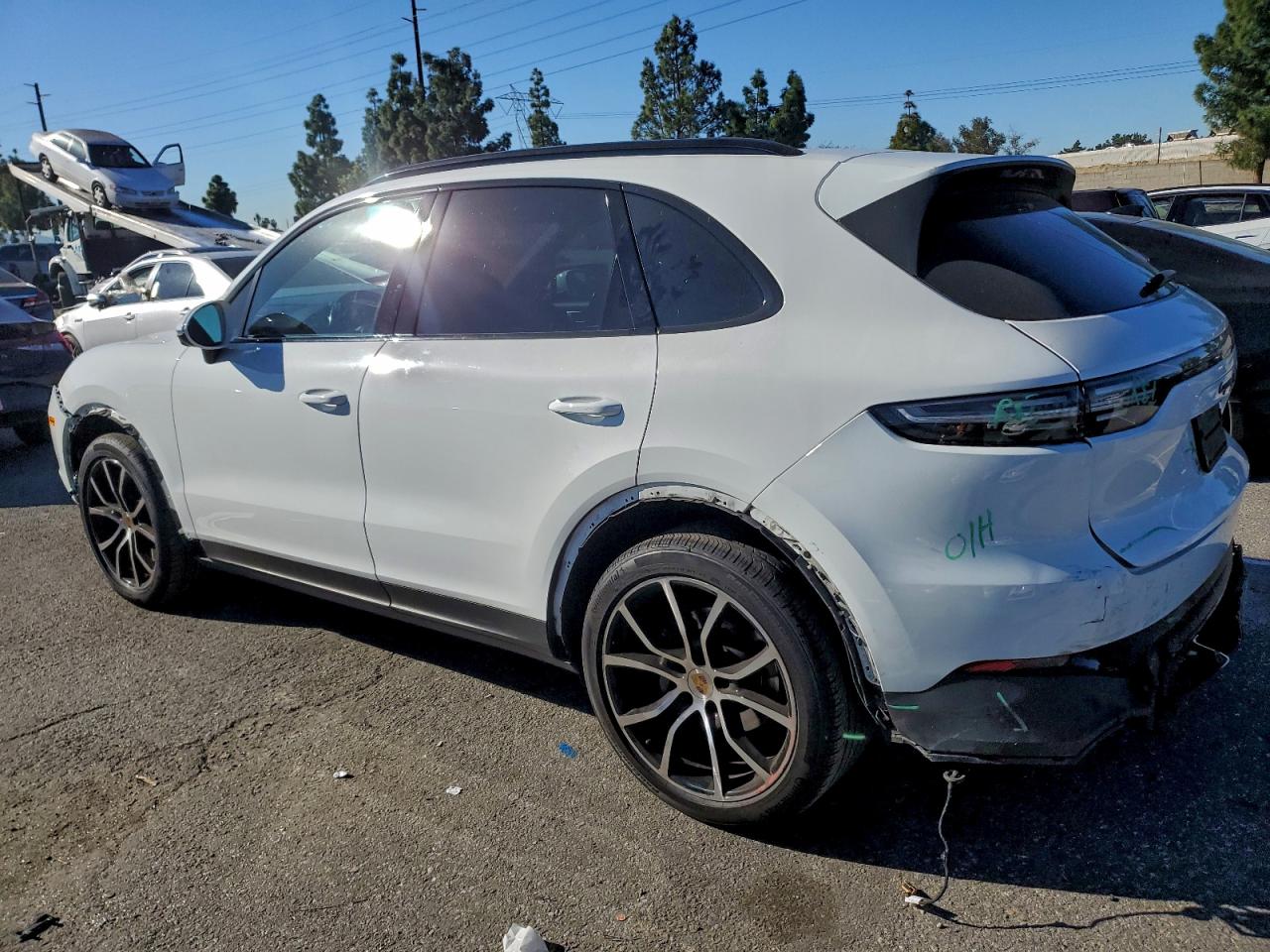 2022 Porsche Cayenne S White vin: WP1AB2AY8NDA31624
