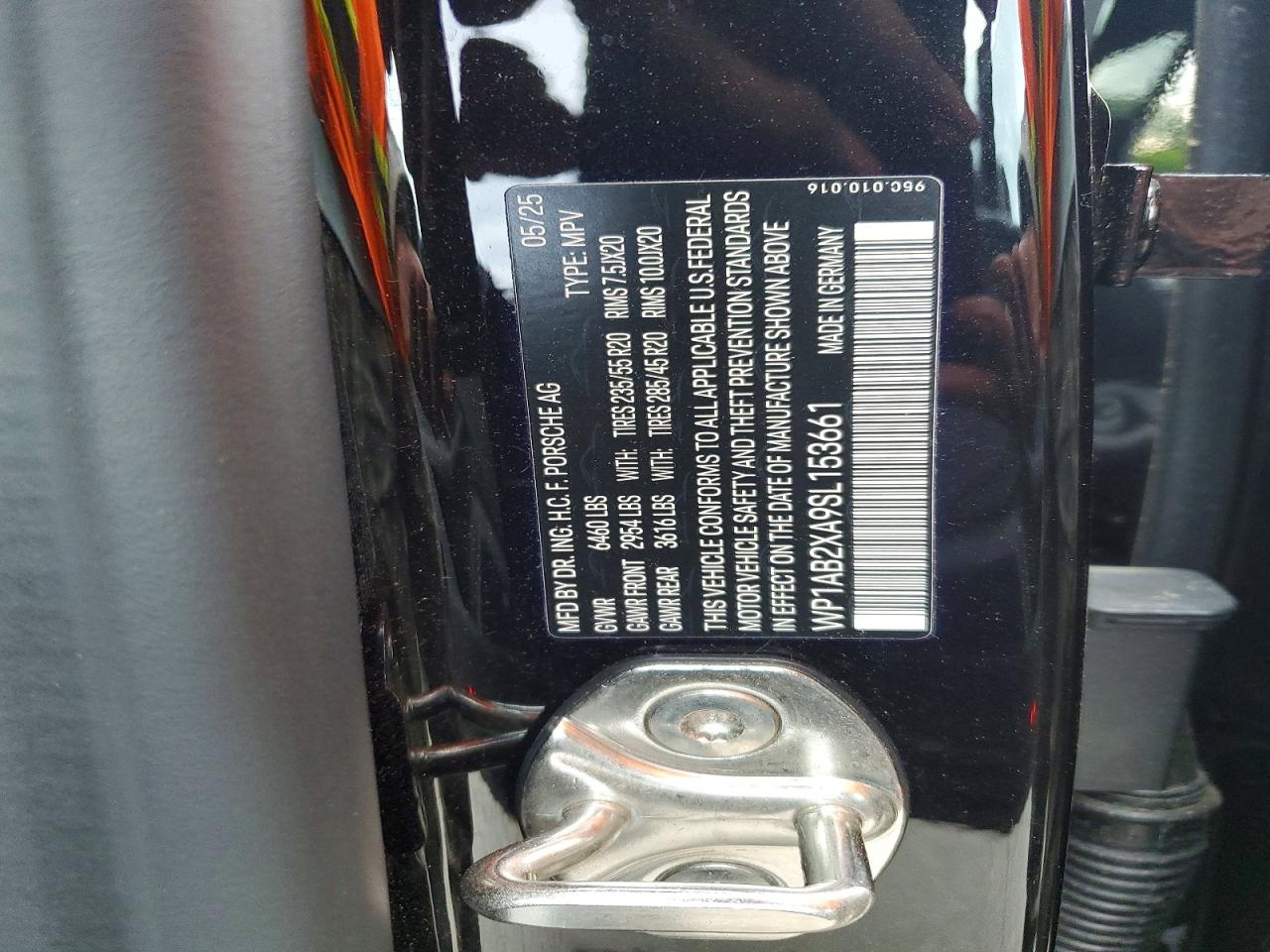 2025 Porsche Macan 4s Black vin: WP1AB2XA9SL153661