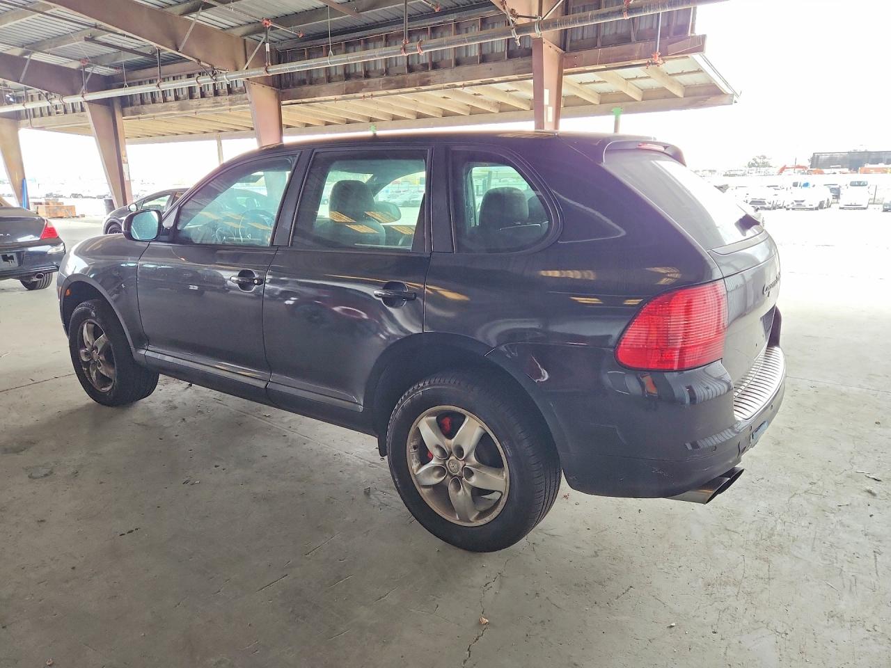 2005 Porsche Cayenne Turbo Black vin: WP1AC29P05LA91959