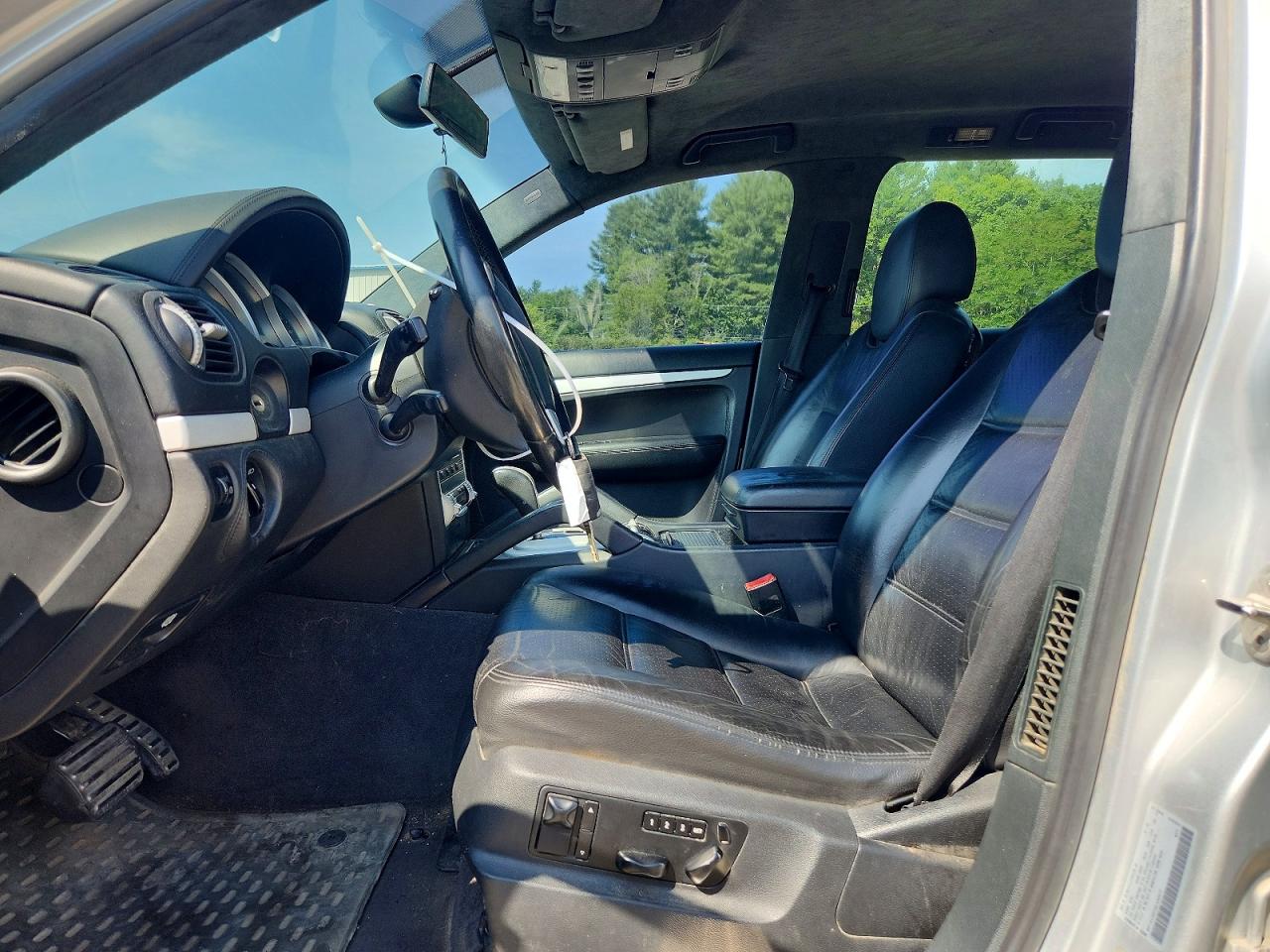 2005 Porsche Cayenne Turbo Silver vin: WP1AC29P35LA90577