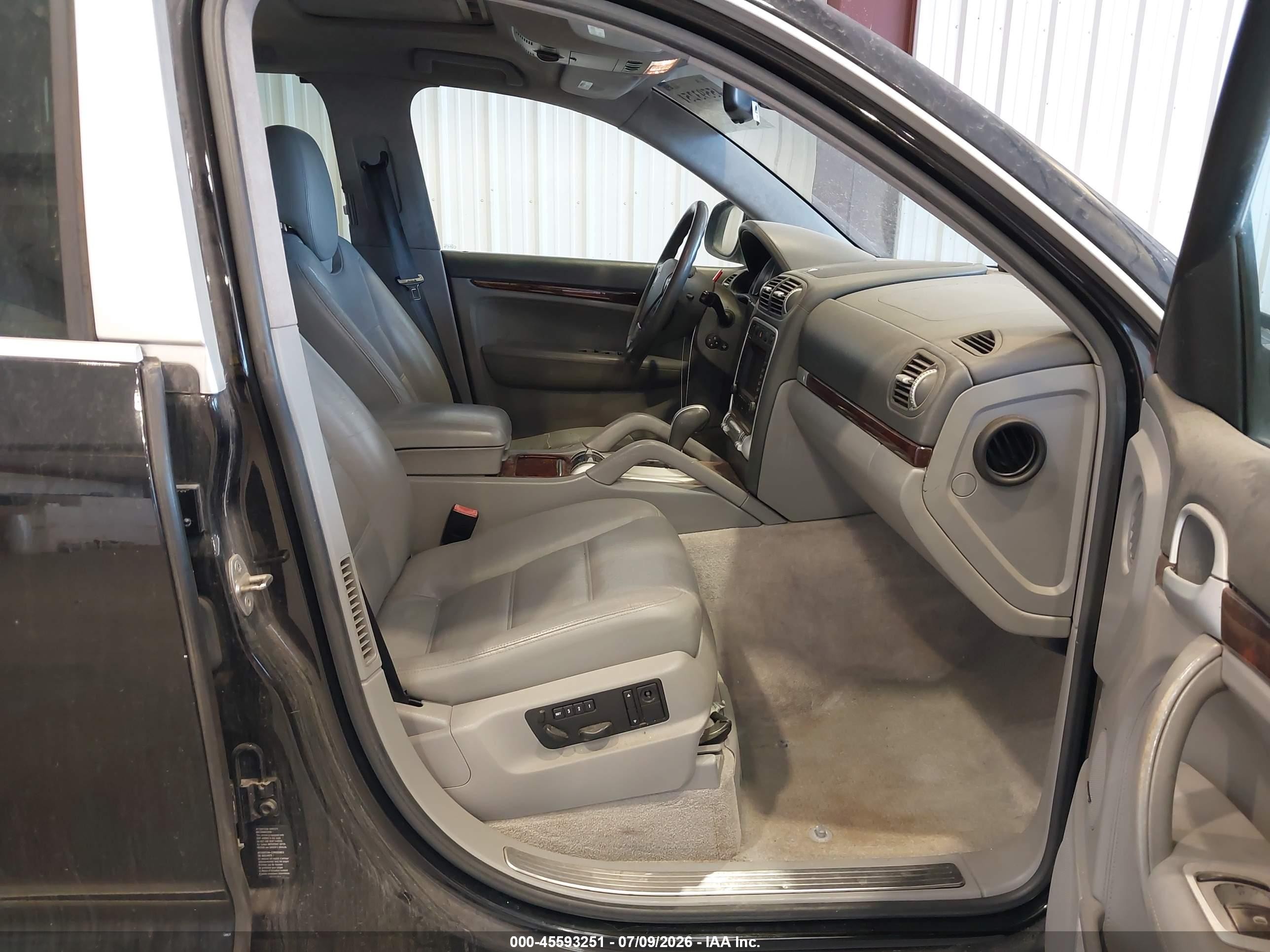 2004 Porsche Cayenne Turbo Черный vin: WP1AC29P74LA93173