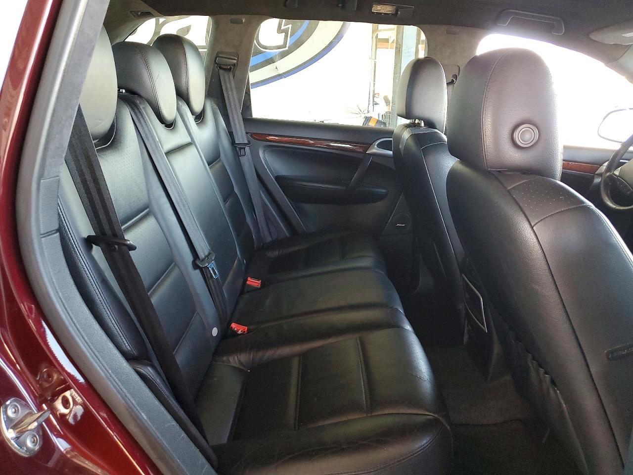 2005 Porsche Cayenne Turbo Burgundy vin: WP1AC29P95LA91085