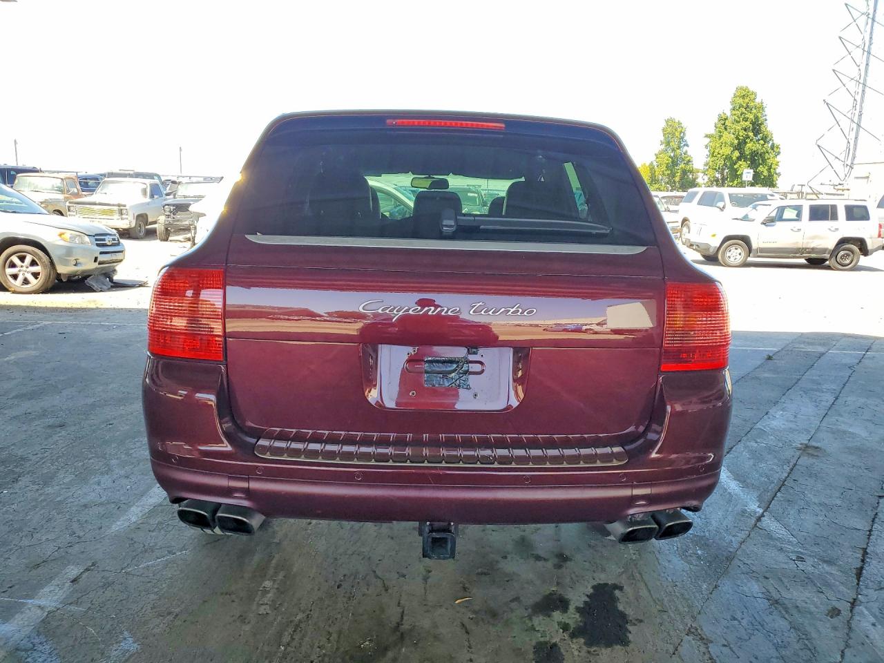 2005 Porsche Cayenne Turbo Burgundy vin: WP1AC29P95LA91085