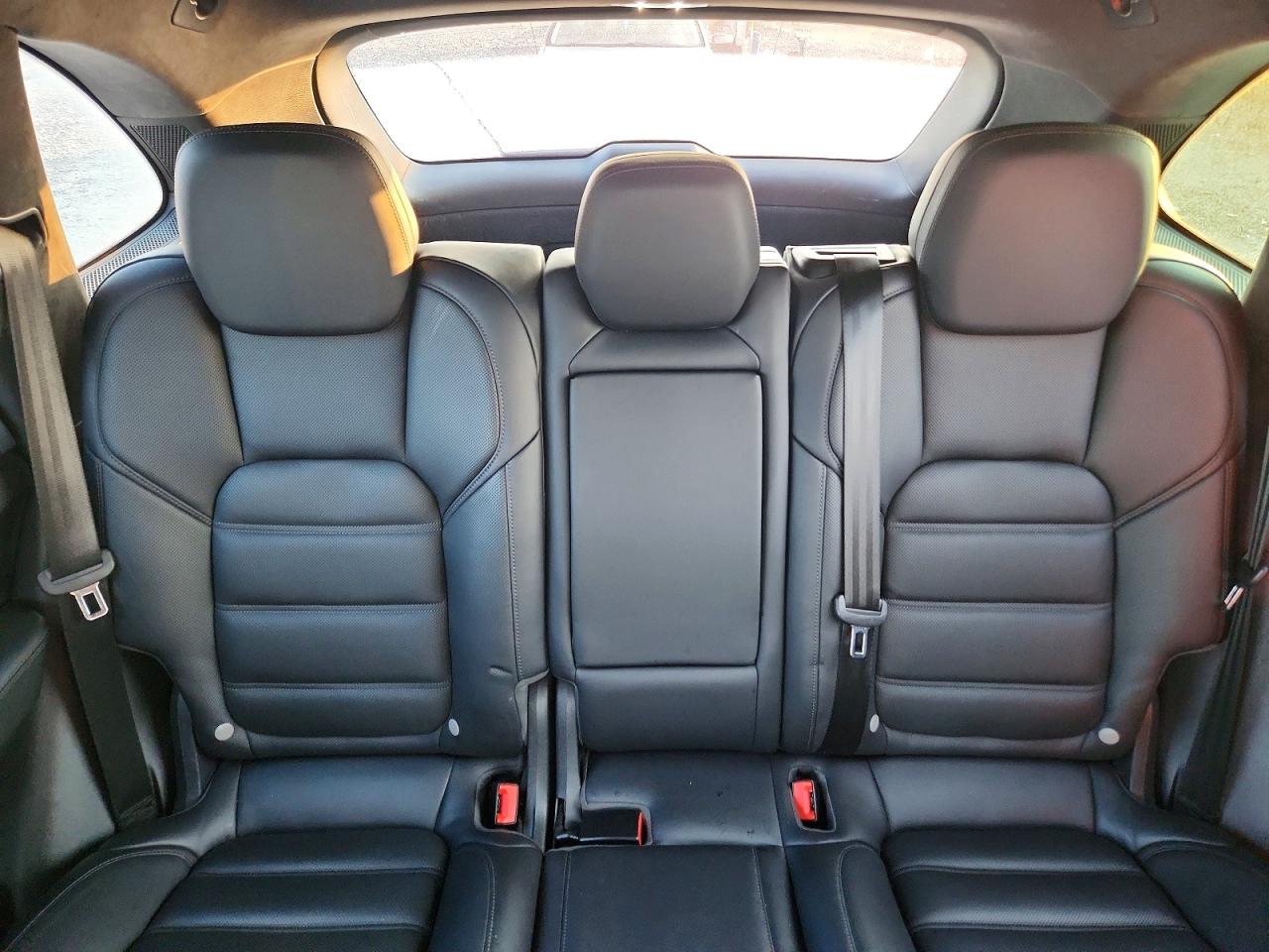 2015 Porsche Cayenne Turbo Brown vin: WP1AC2A20FLA82308