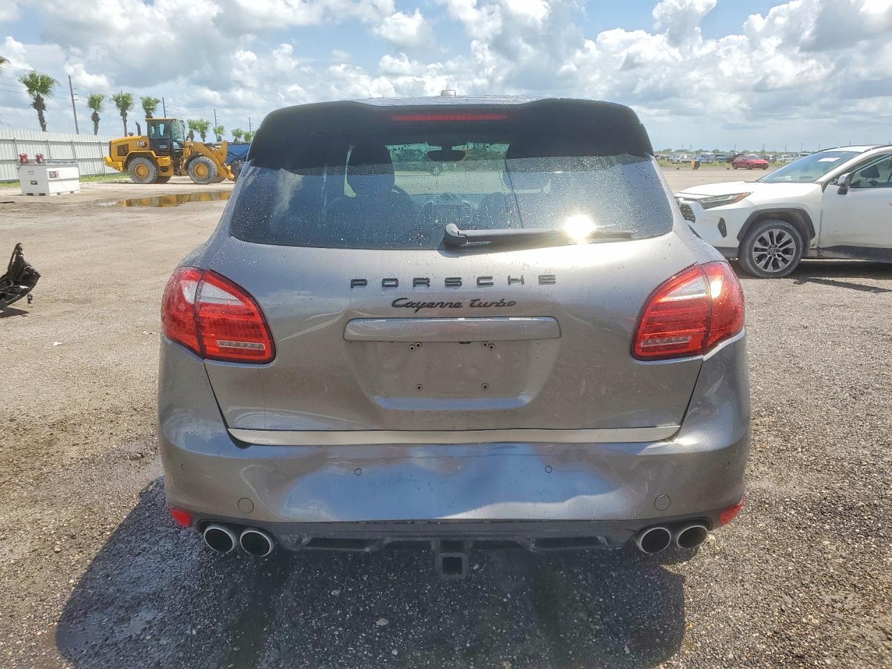 2011 Porsche Cayenne Turbo Gray vin: WP1AC2A21BLA82036