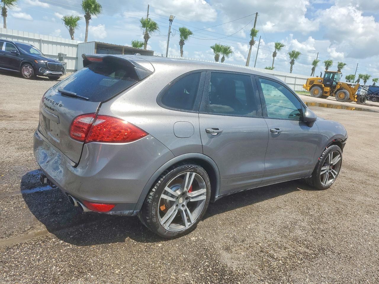2011 Porsche Cayenne Turbo Gray vin: WP1AC2A21BLA82036