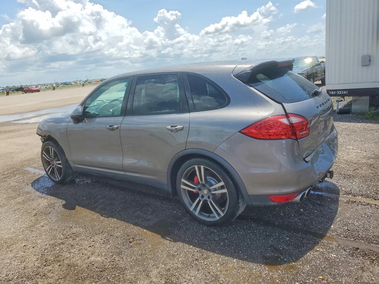 2011 Porsche Cayenne Turbo Gray vin: WP1AC2A21BLA82036