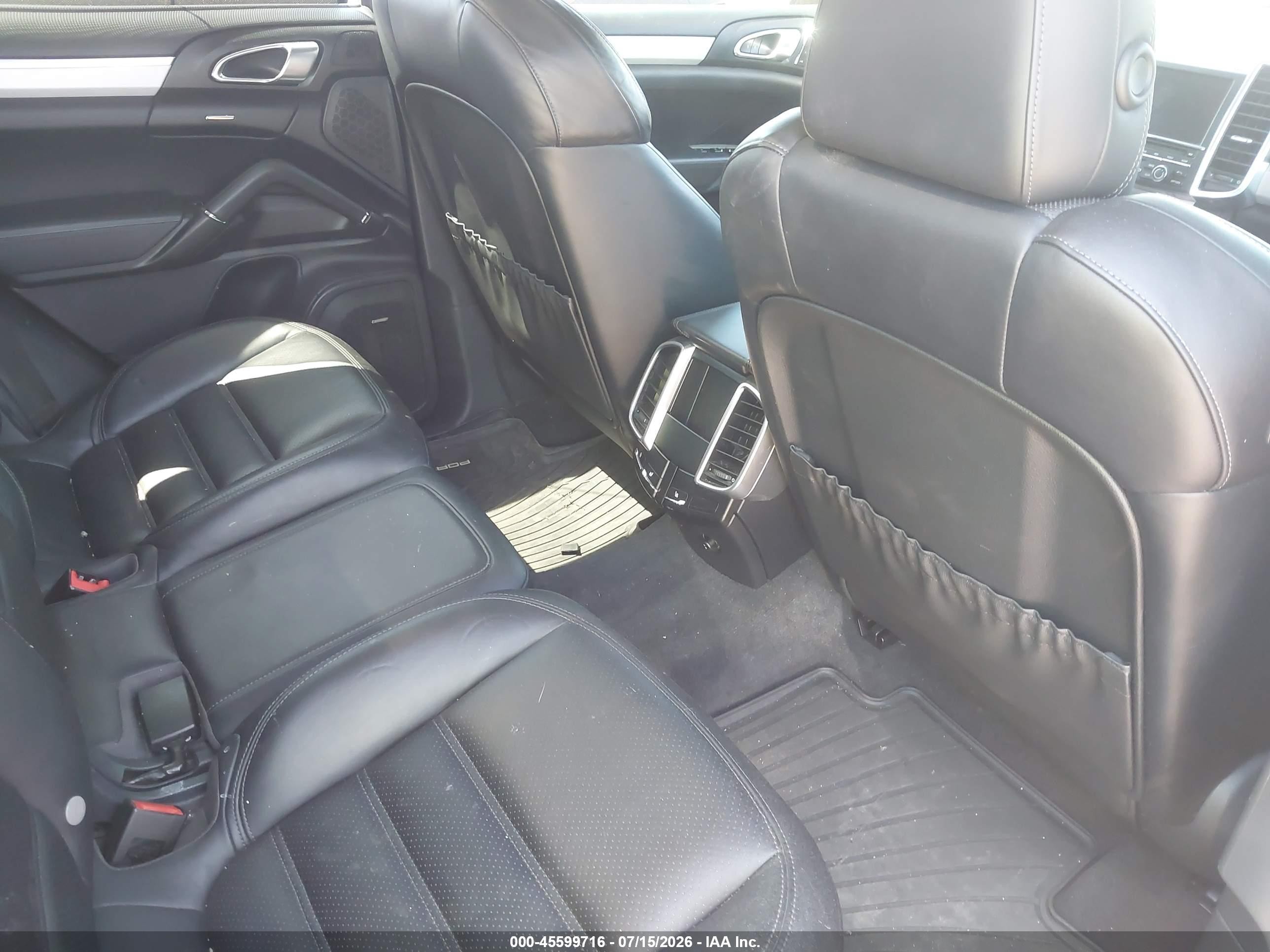 2015 Porsche Cayenne Turbo Черный vin: WP1AC2A24FLA80853