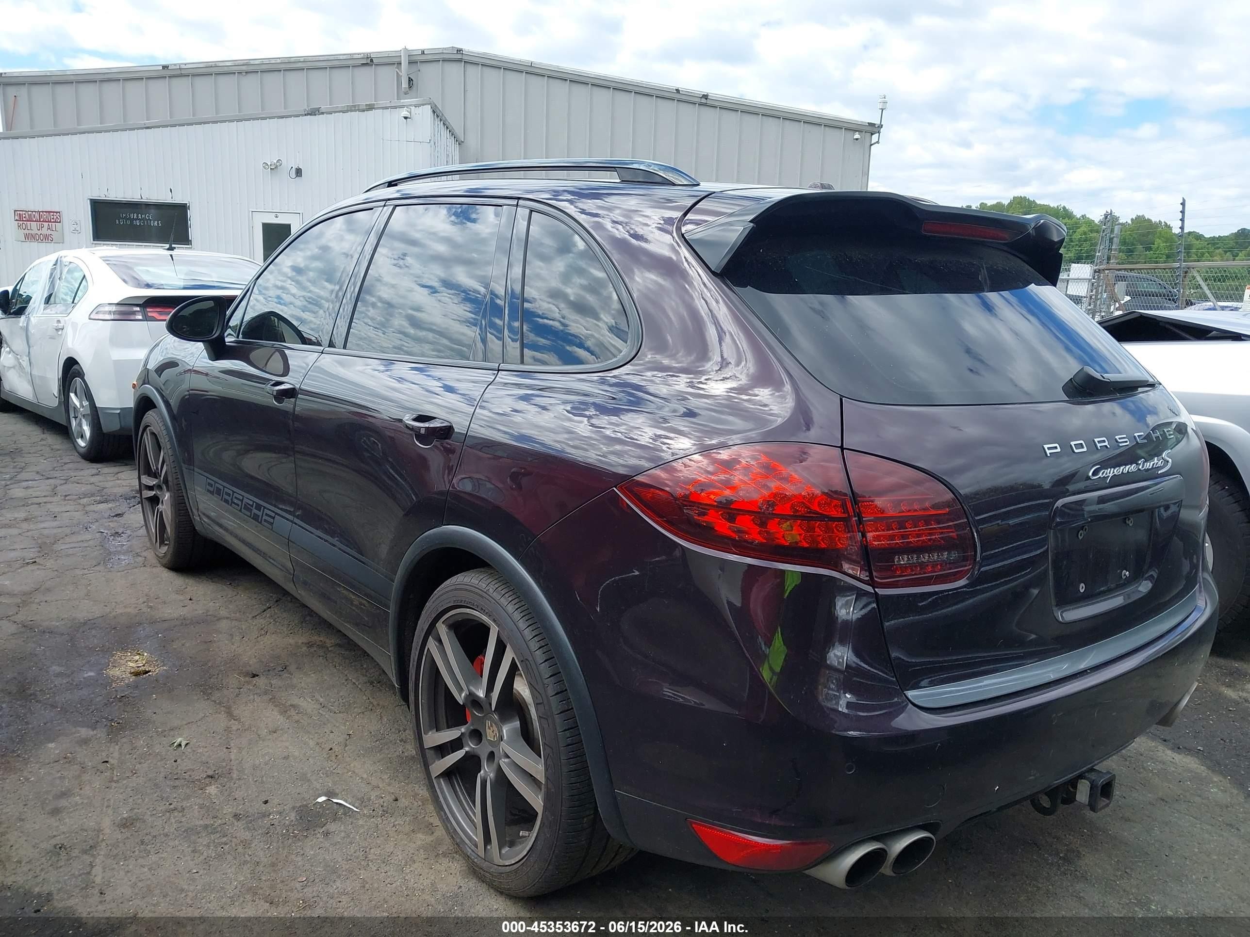 2012 Porsche Cayenne Turbo Purple vin: WP1AC2A2XCLA83185
