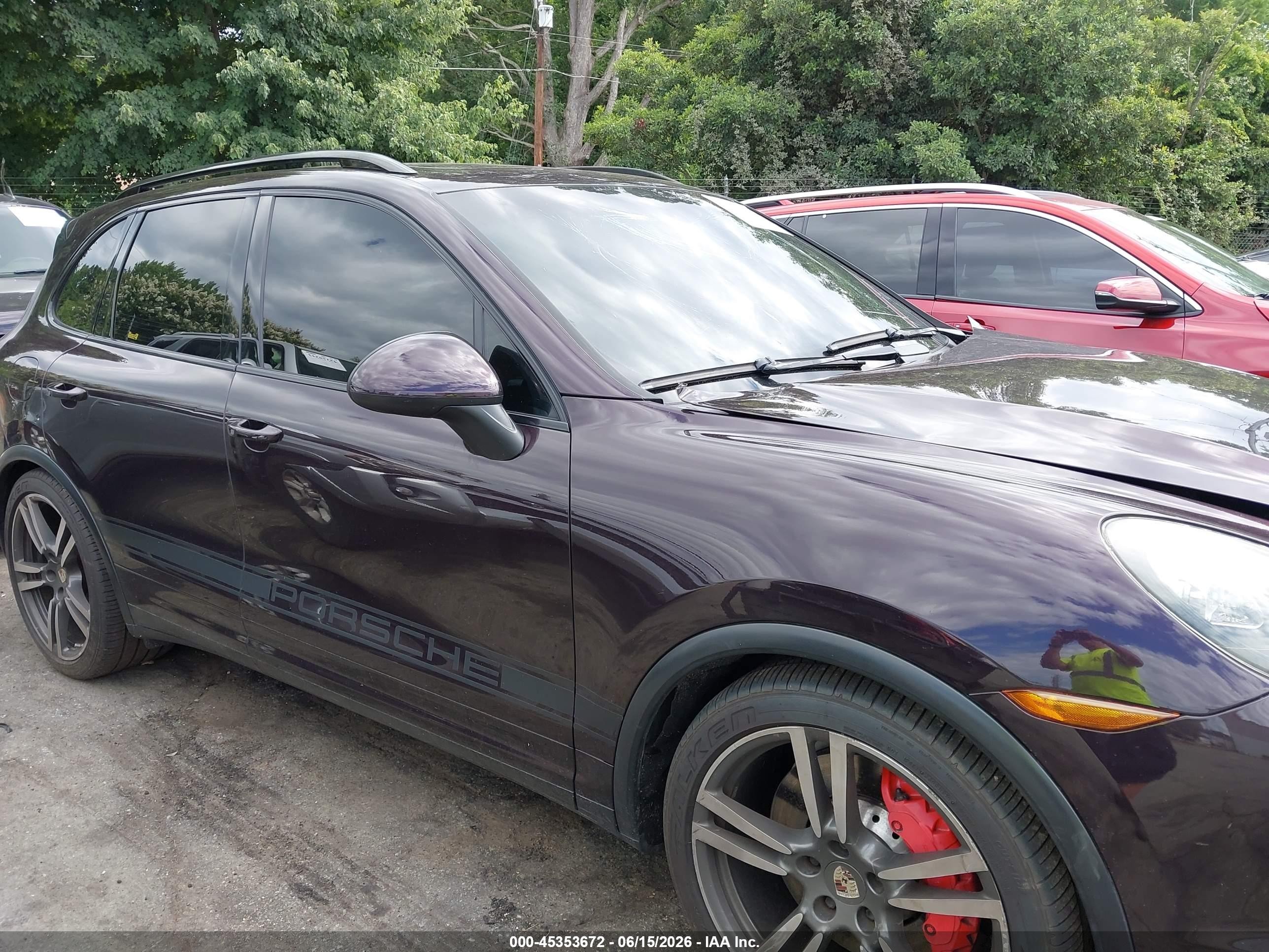 2012 Porsche Cayenne Turbo Purple vin: WP1AC2A2XCLA83185