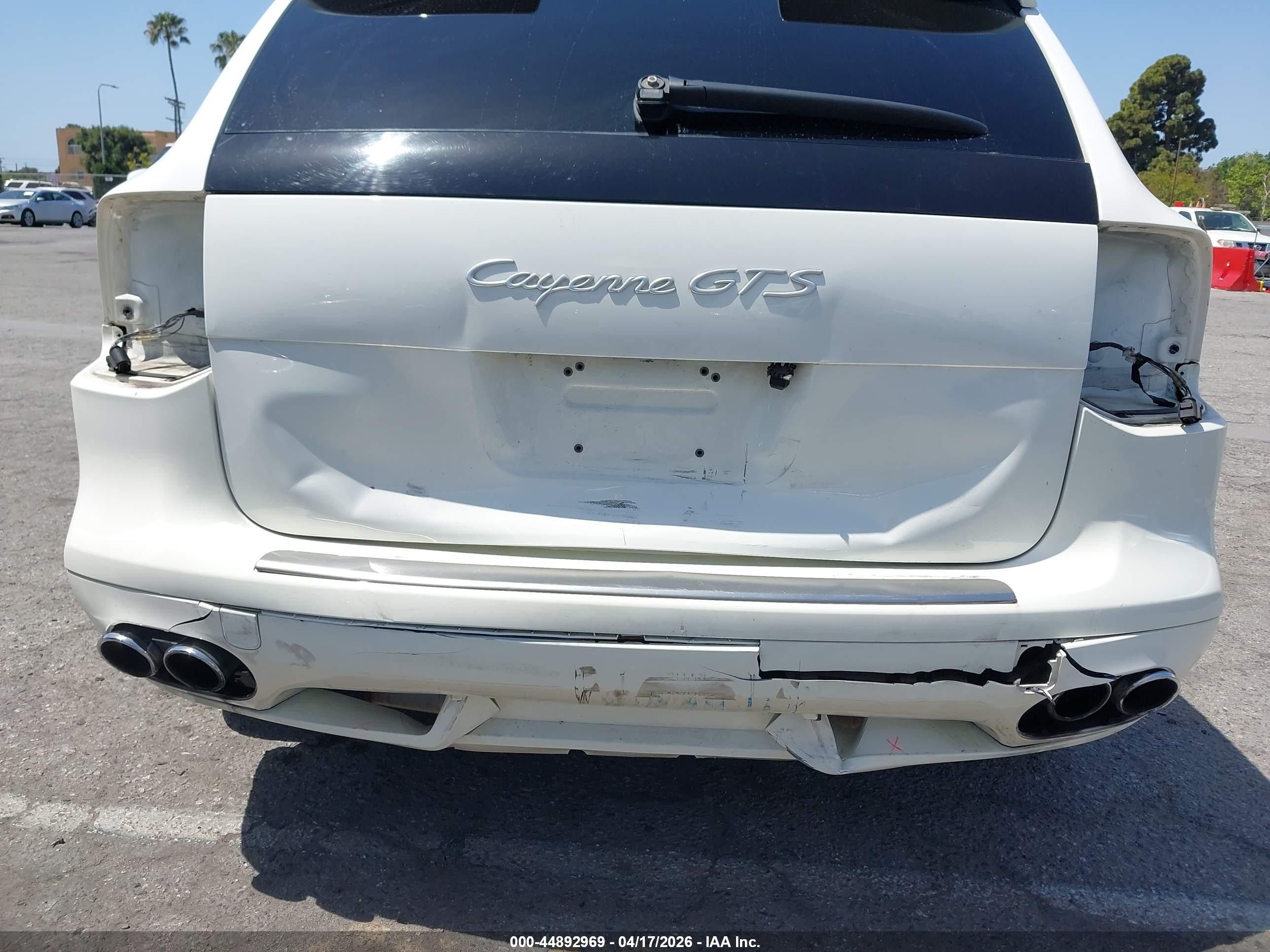2008 Porsche Cayenne Gts White vin: WP1AD29P28LA73867