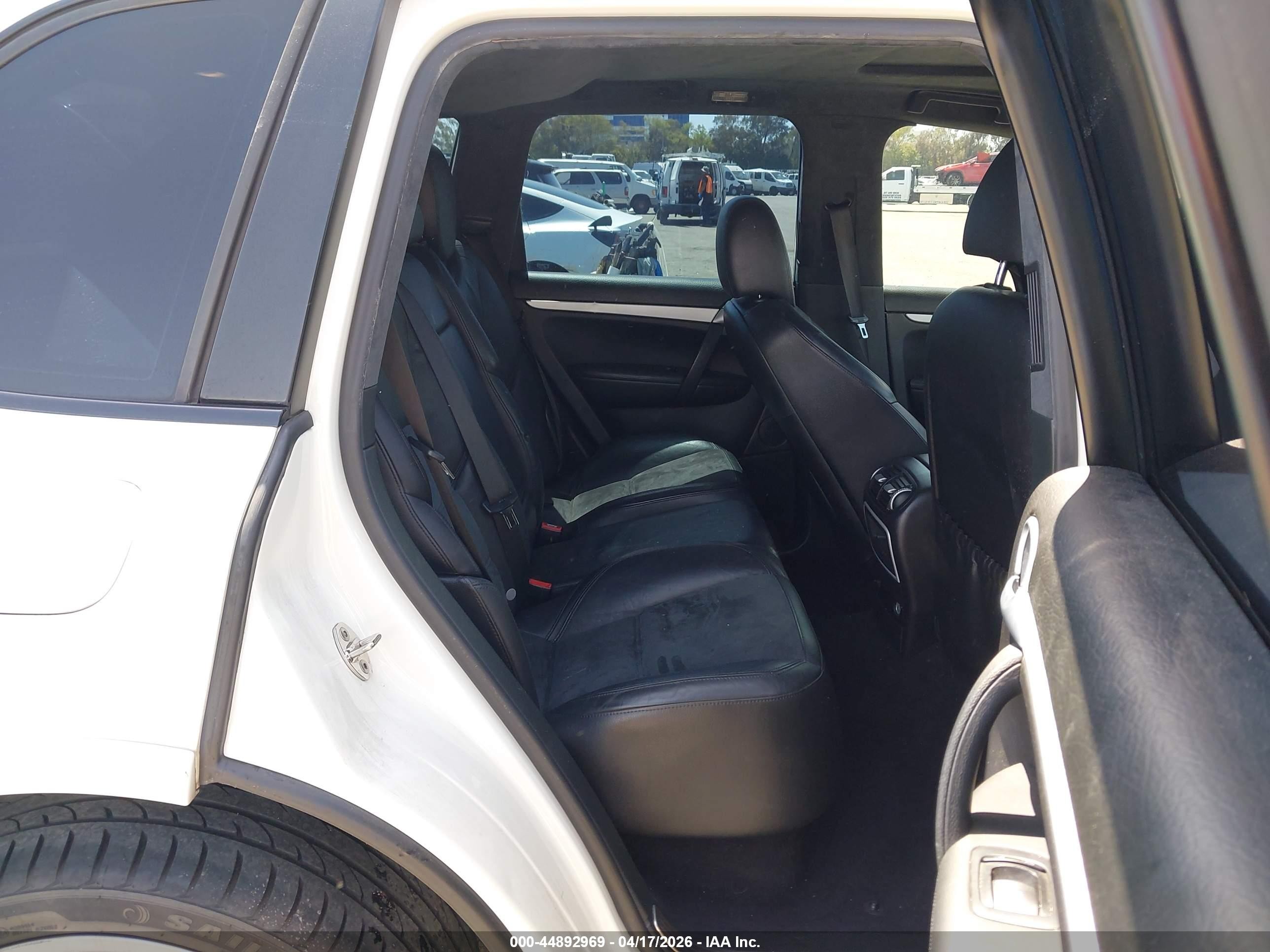 2008 Porsche Cayenne Gts White vin: WP1AD29P28LA73867