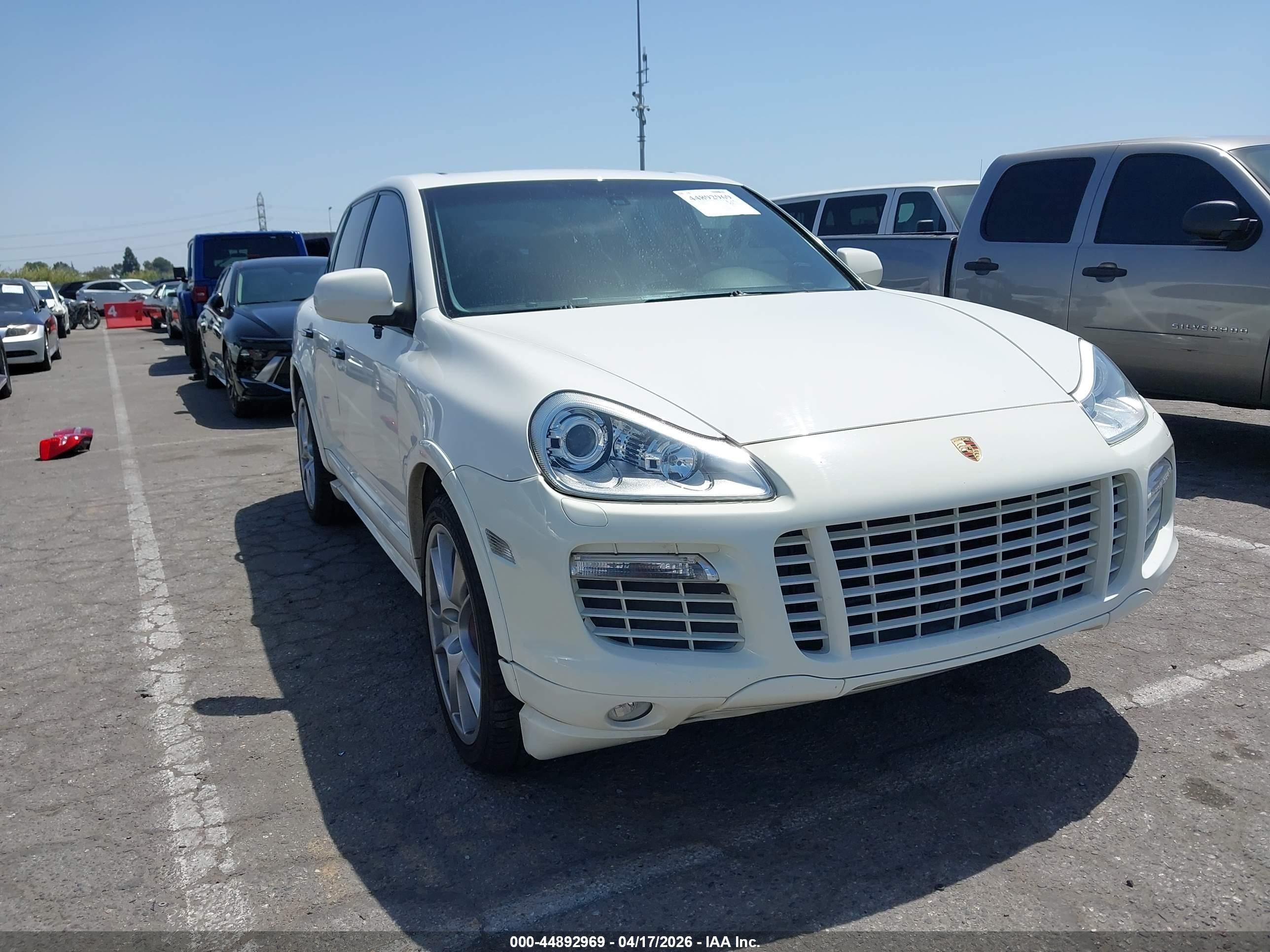 2008 Porsche Cayenne Gts White vin: WP1AD29P28LA73867