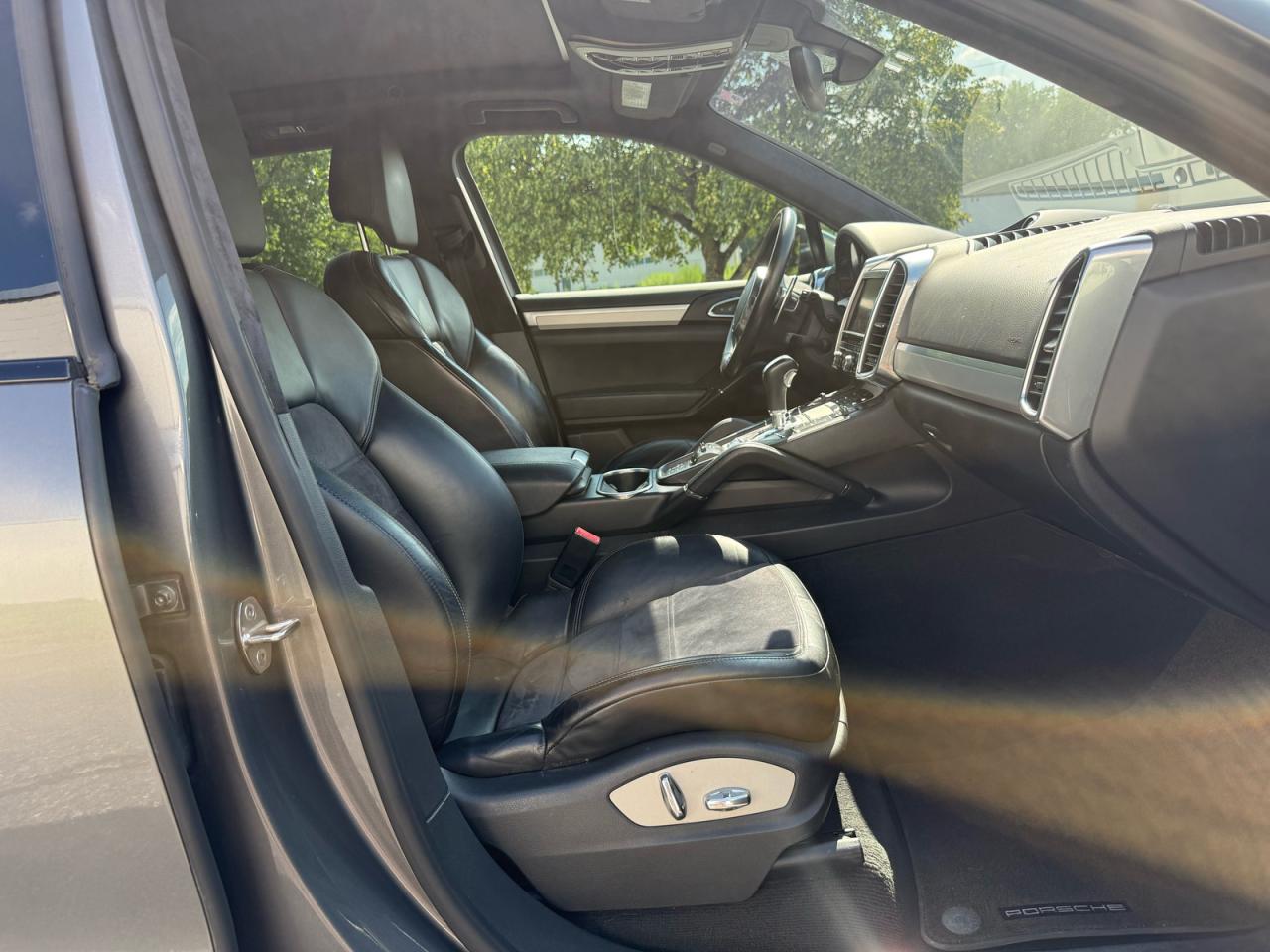 2013 Porsche Cayenne Gts Charcoal vin: WP1AD2A20DLA78351