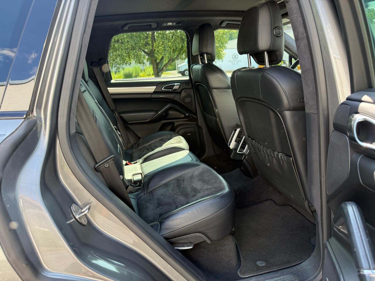 2013 Porsche Cayenne Gts Charcoal vin: WP1AD2A20DLA78351