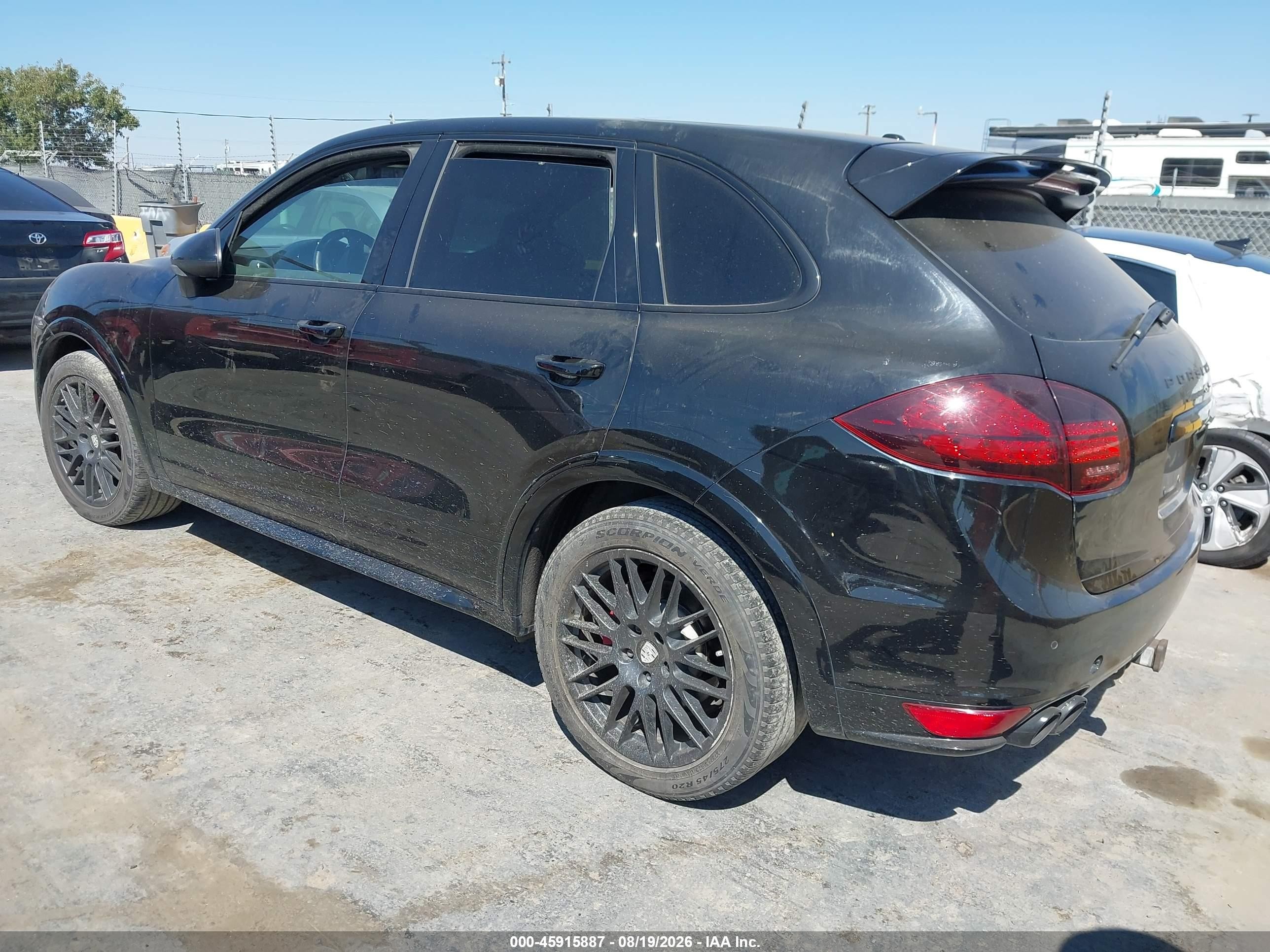 2013 Porsche Cayenne Gts Black vin: WP1AD2A21DLA75667