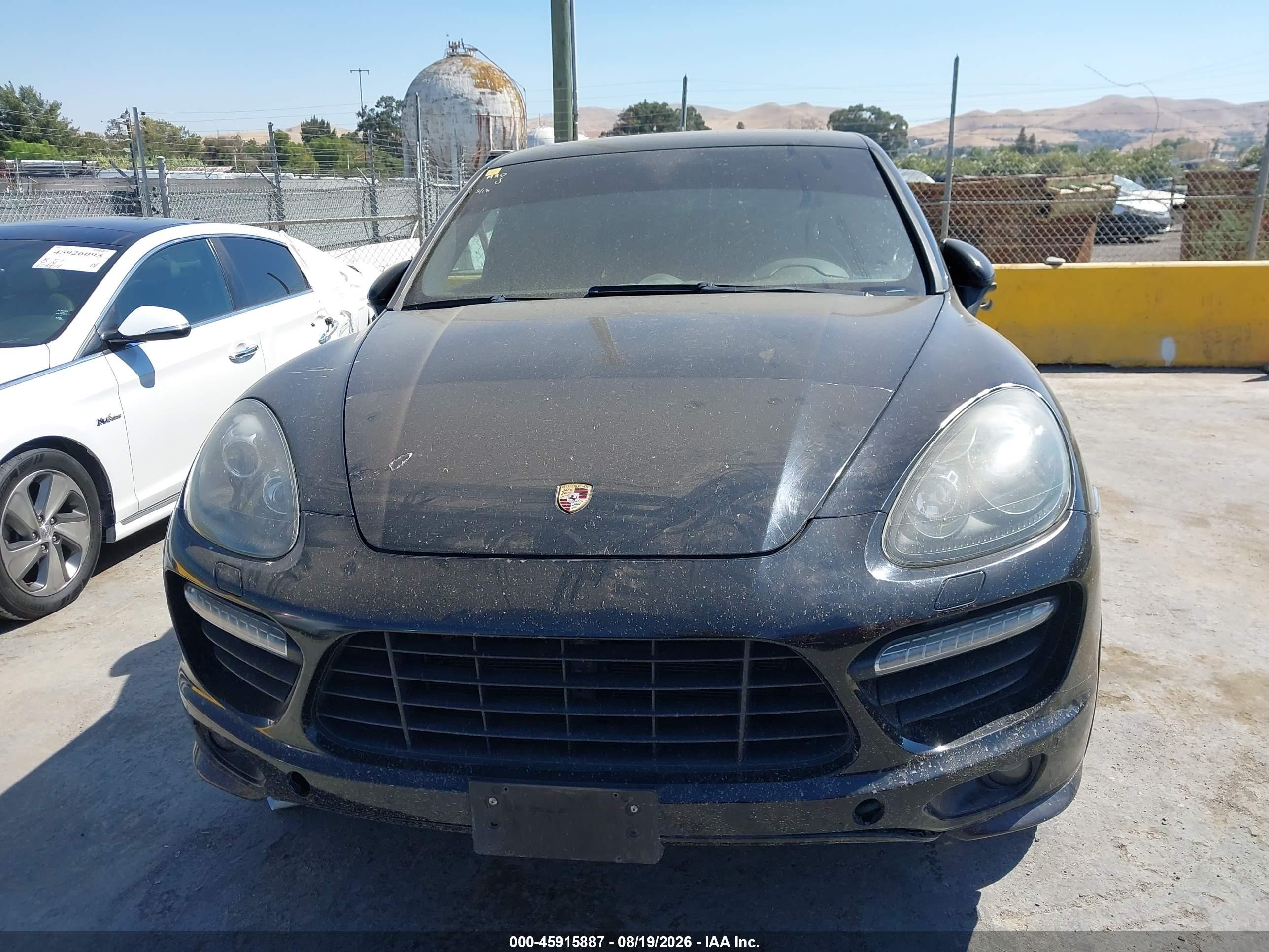 2013 Porsche Cayenne Gts Black vin: WP1AD2A21DLA75667