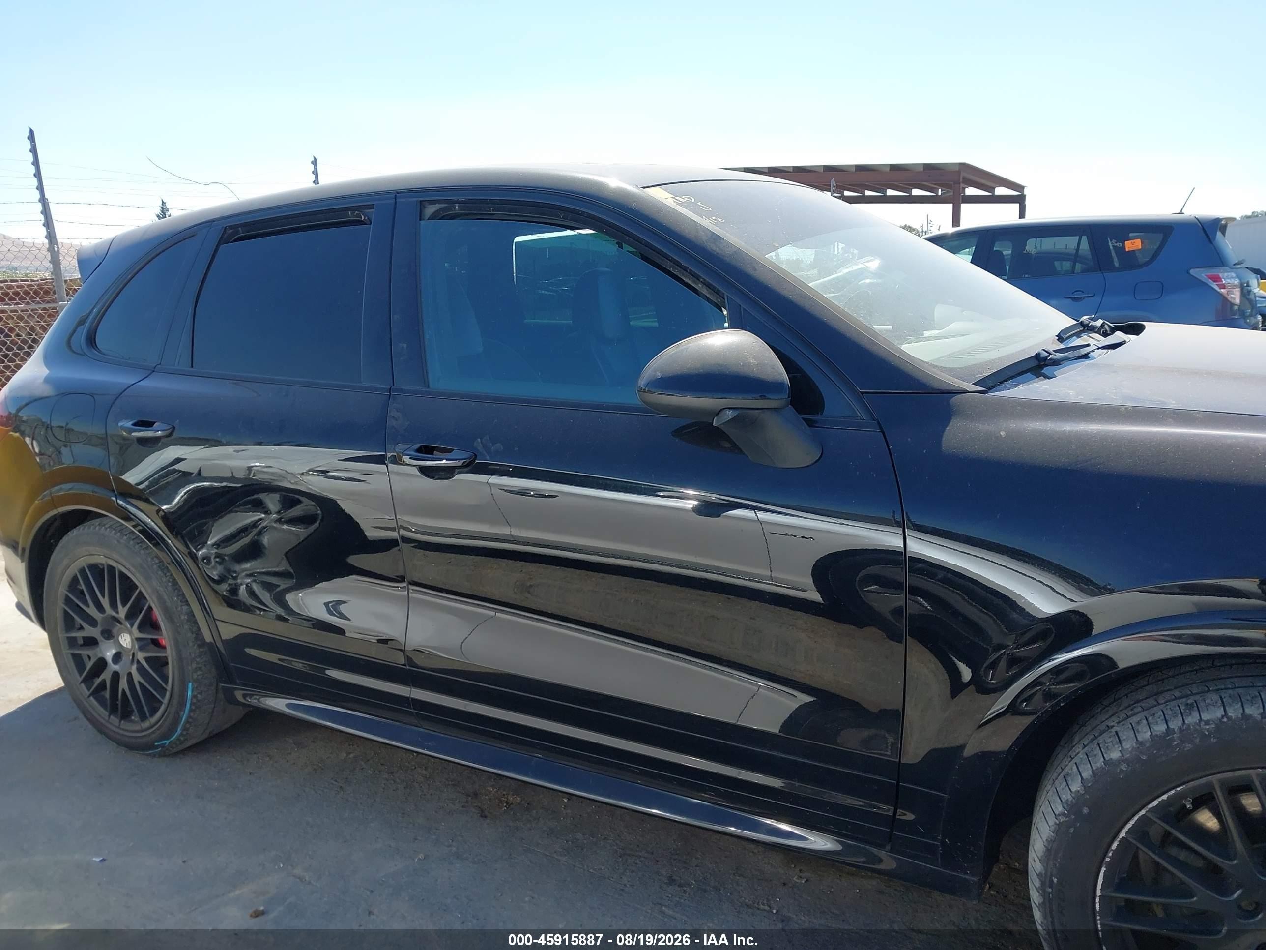 2013 Porsche Cayenne Gts Black vin: WP1AD2A21DLA75667