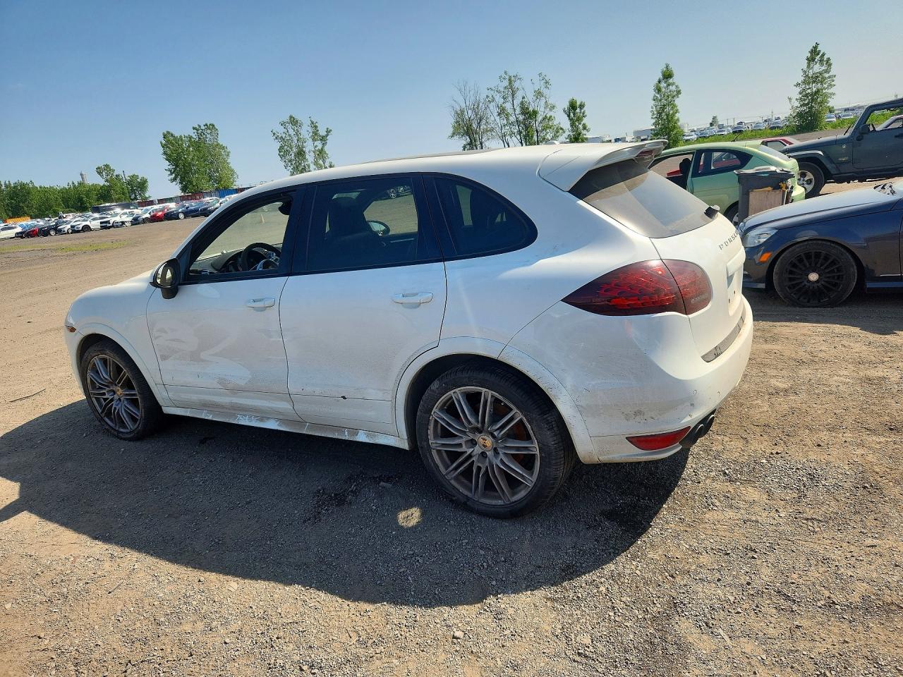 2014 Porsche Cayenne White vin: WP1AD2A22ELA72701
