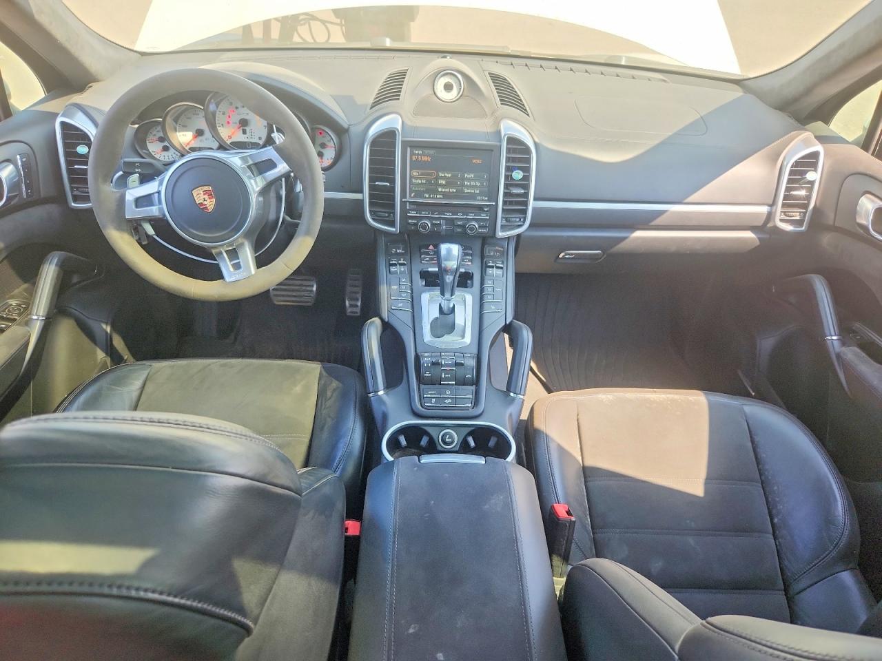 2014 Porsche Cayenne White vin: WP1AD2A22ELA72701