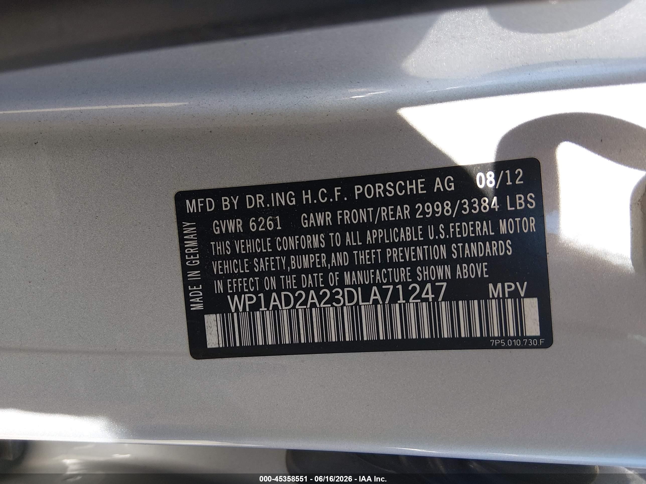 2013 Porsche Cayenne Gts Silver vin: WP1AD2A23DLA71247