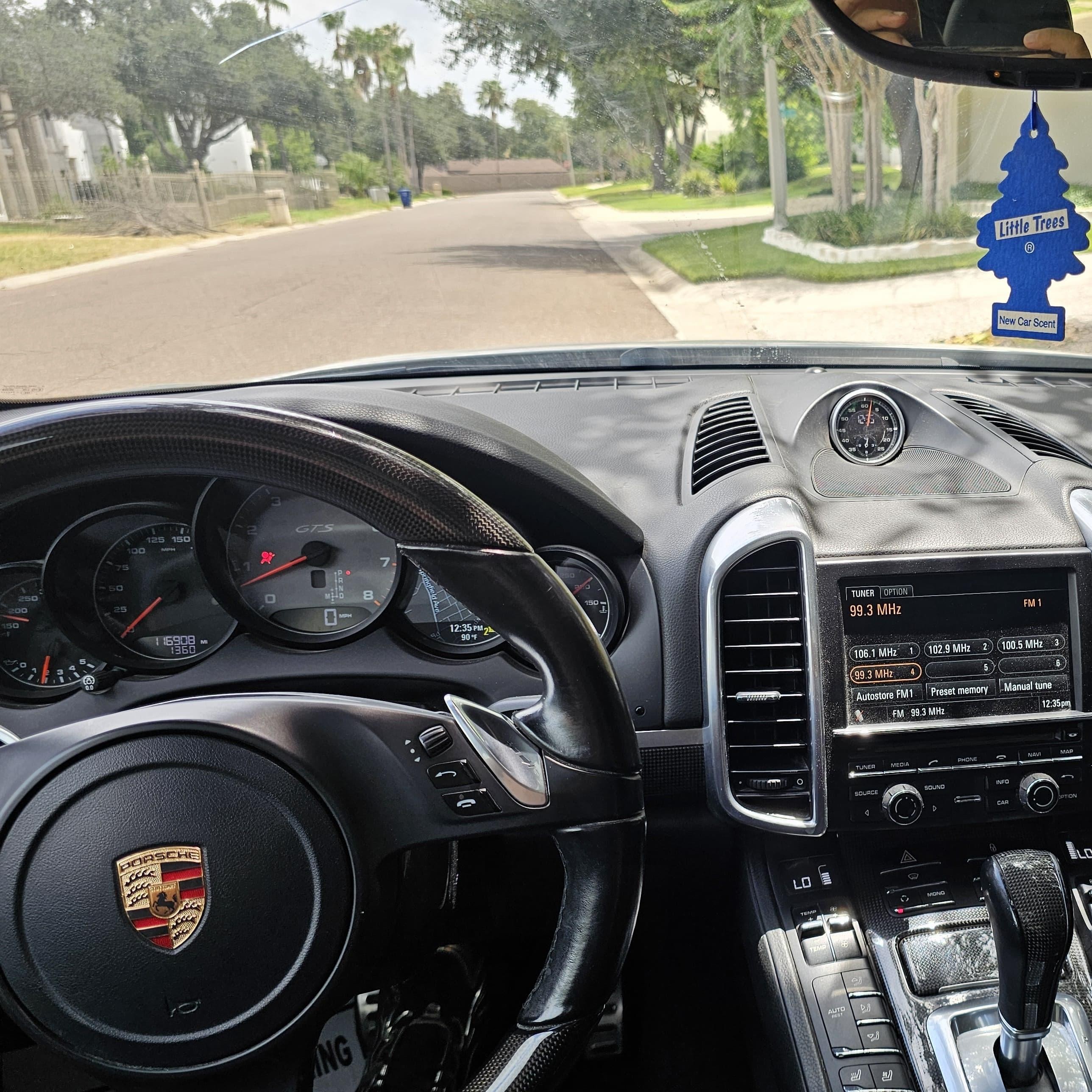 2013 Porsche Cayenne Gts White vin: WP1AD2A26DLA73039