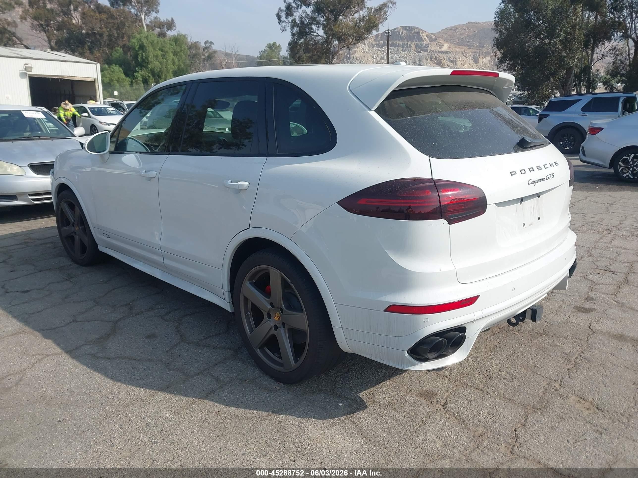 2016 Porsche Cayenne Gts White vin: WP1AD2A26GLA78942