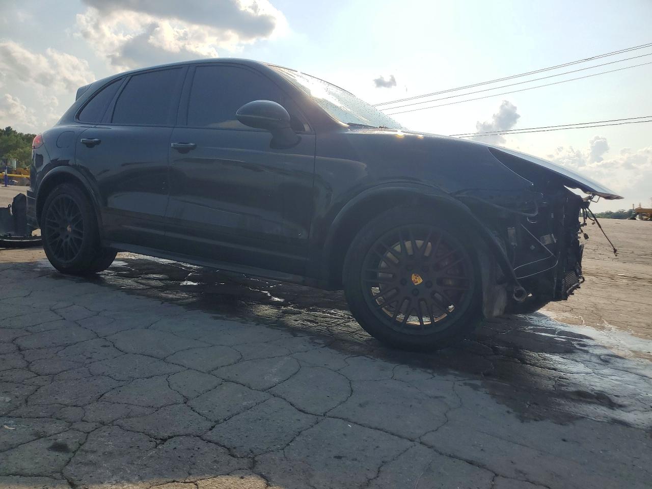 2017 Porsche Cayenne Gts Black vin: WP1AD2A26HLA80868