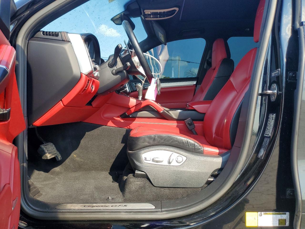 2017 Porsche Cayenne Gts Black vin: WP1AD2A26HLA80868
