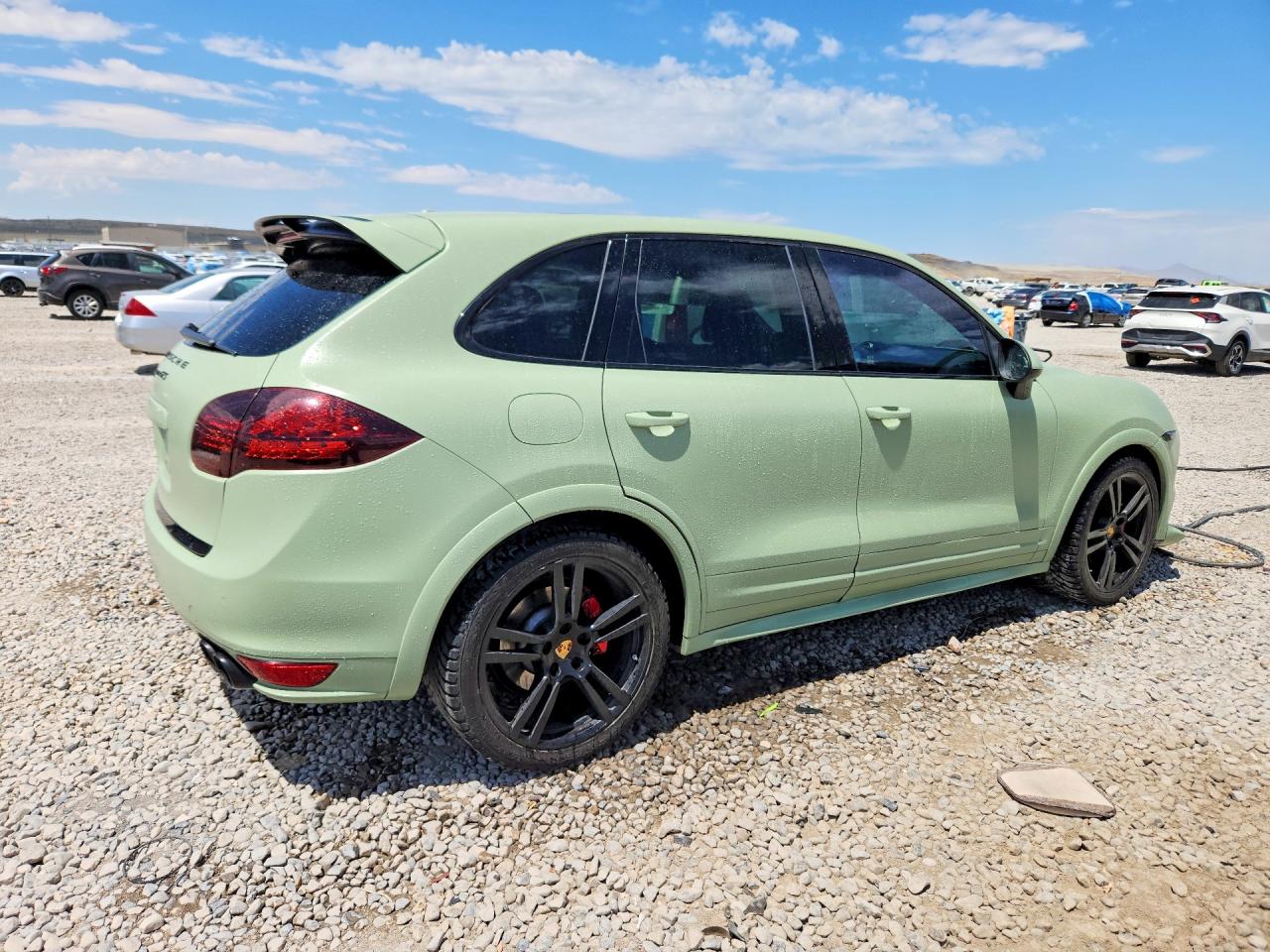 2014 Porsche Cayenne Gts Green vin: WP1AD2A27ELA78087