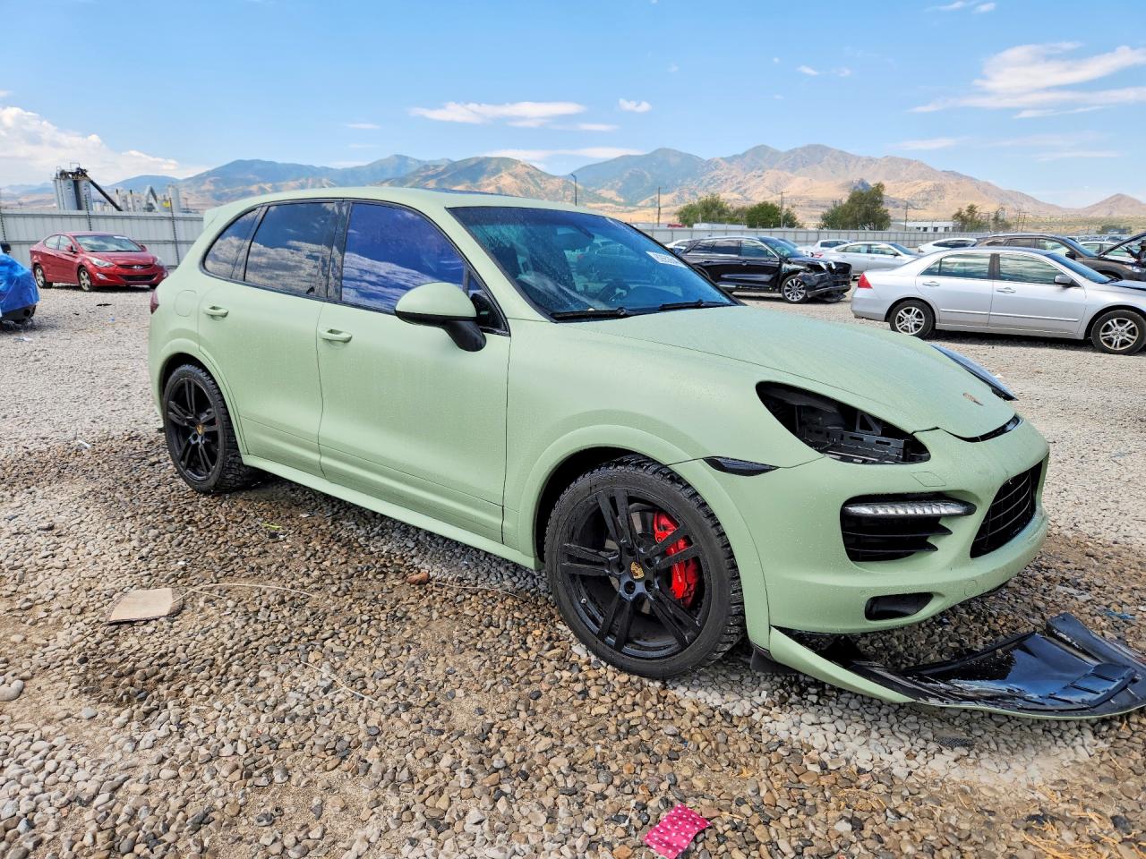 2014 Porsche Cayenne Gts Green vin: WP1AD2A27ELA78087