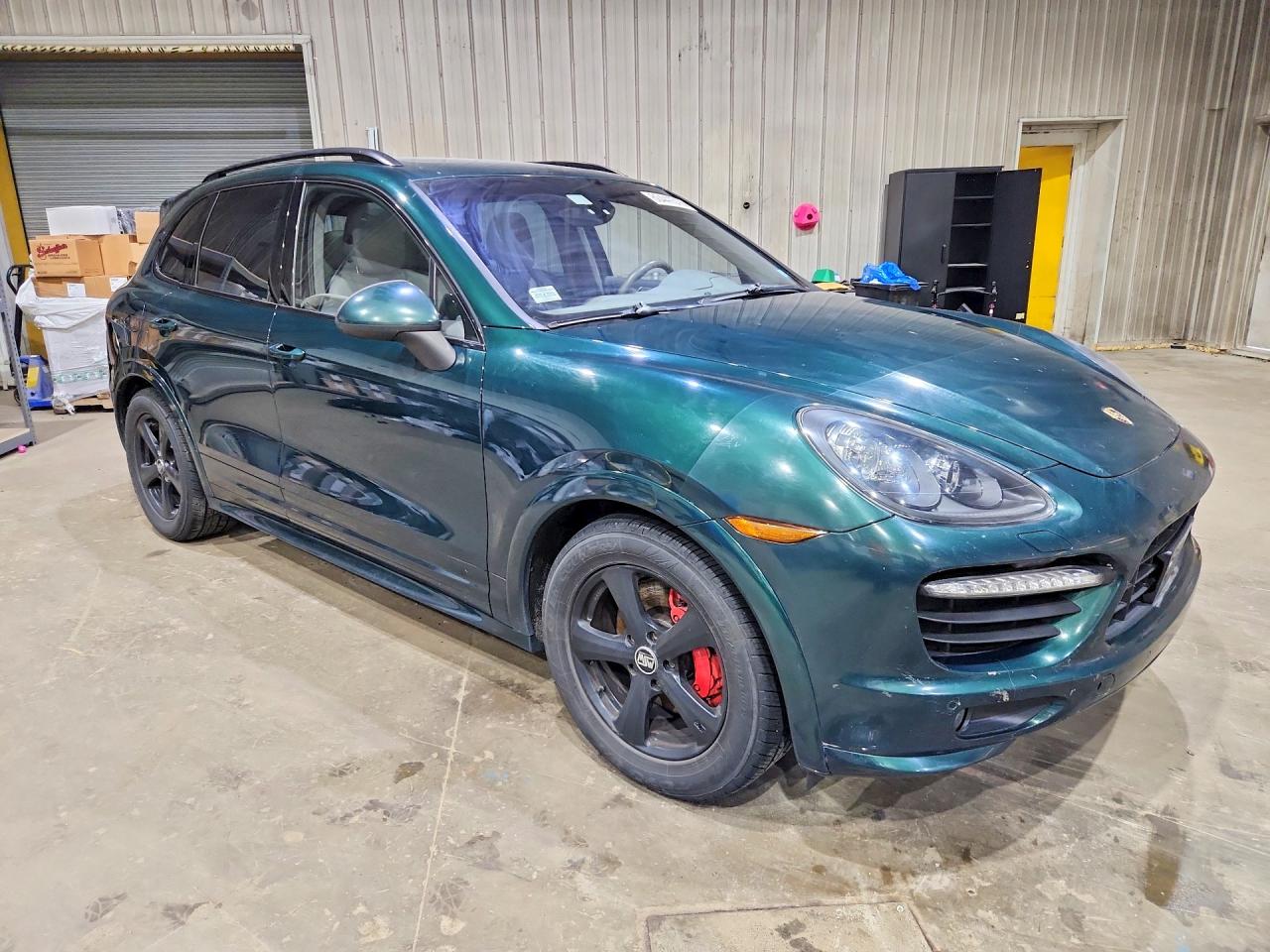 2013 Porsche Cayenne Gts Green vin: WP1AD2A28DLA70210