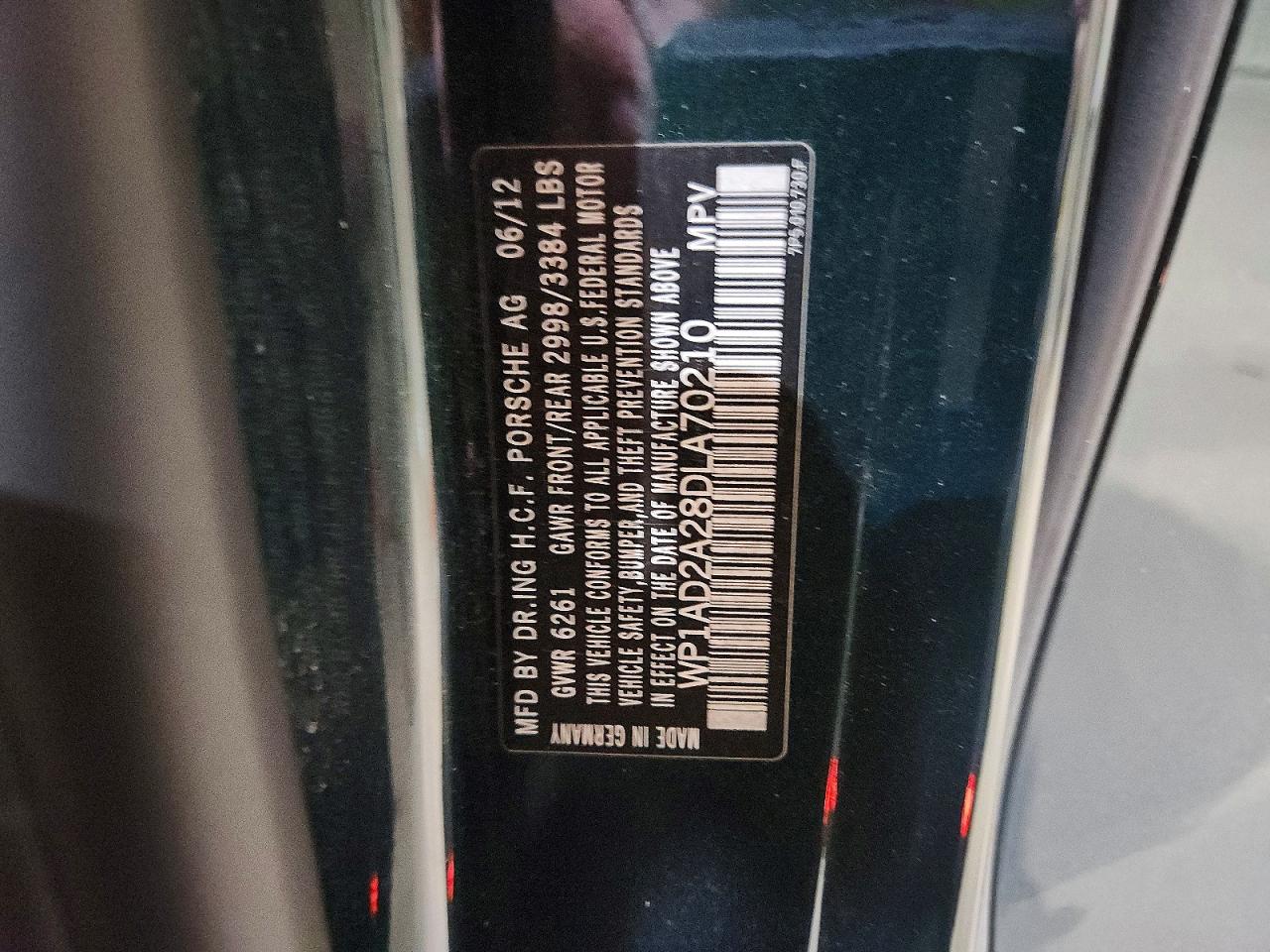 2013 Porsche Cayenne Gts Green vin: WP1AD2A28DLA70210