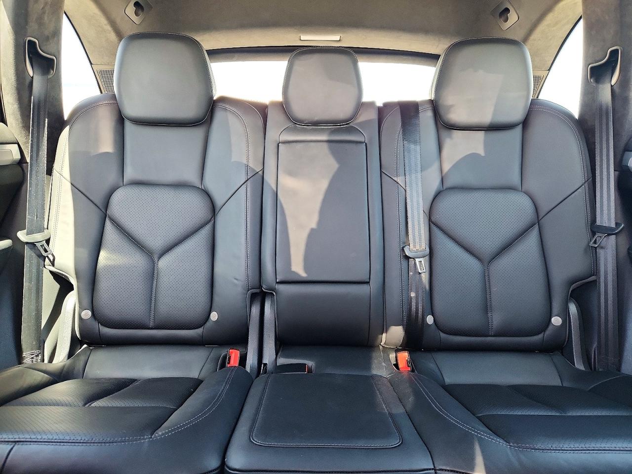 2013 Porsche Cayenne Gts Gray vin: WP1AD2A2XDLA75568