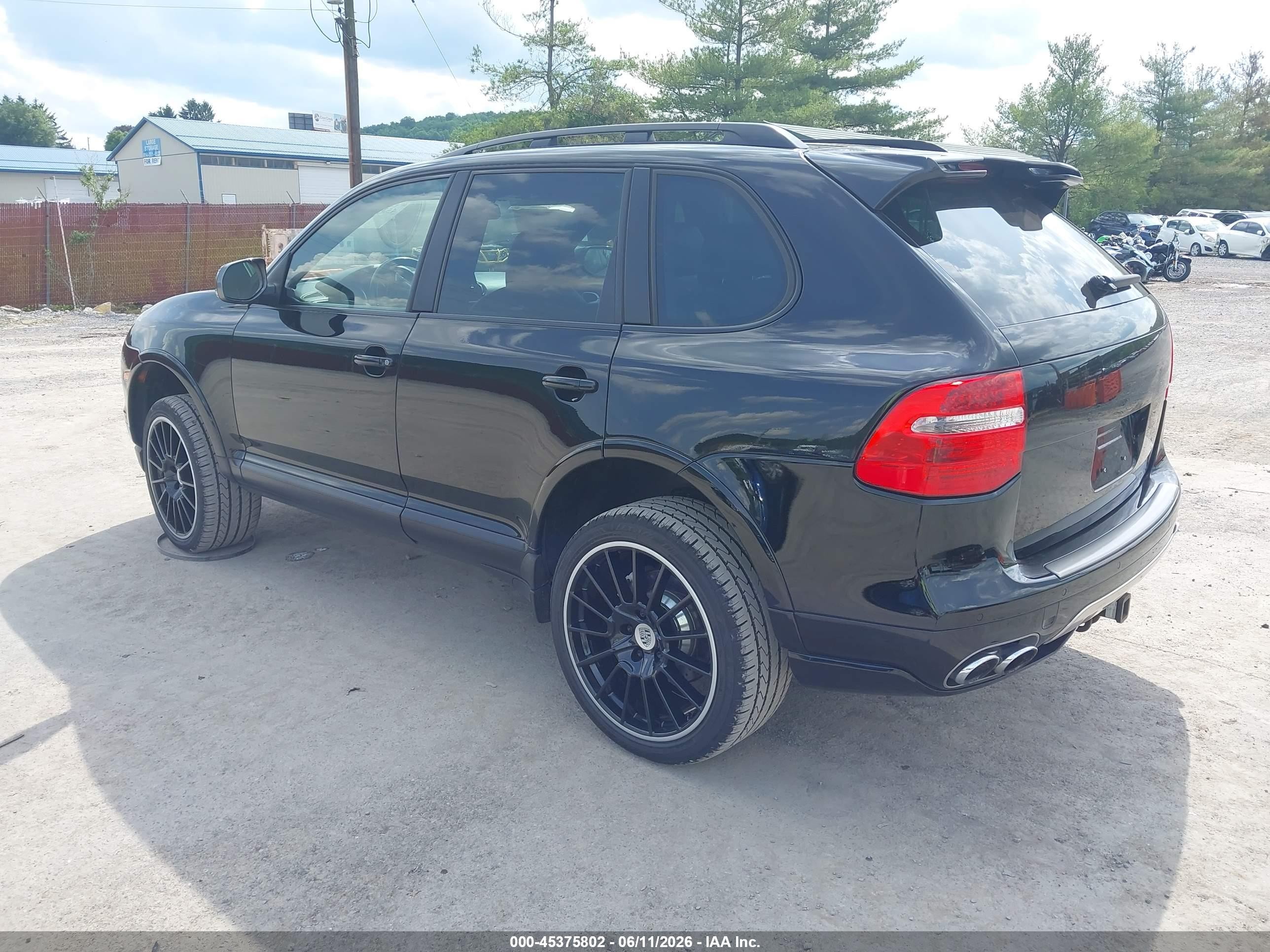2010 Porsche Cayenne S Transsyberia Black vin: WP1AD2AP1ALA40053