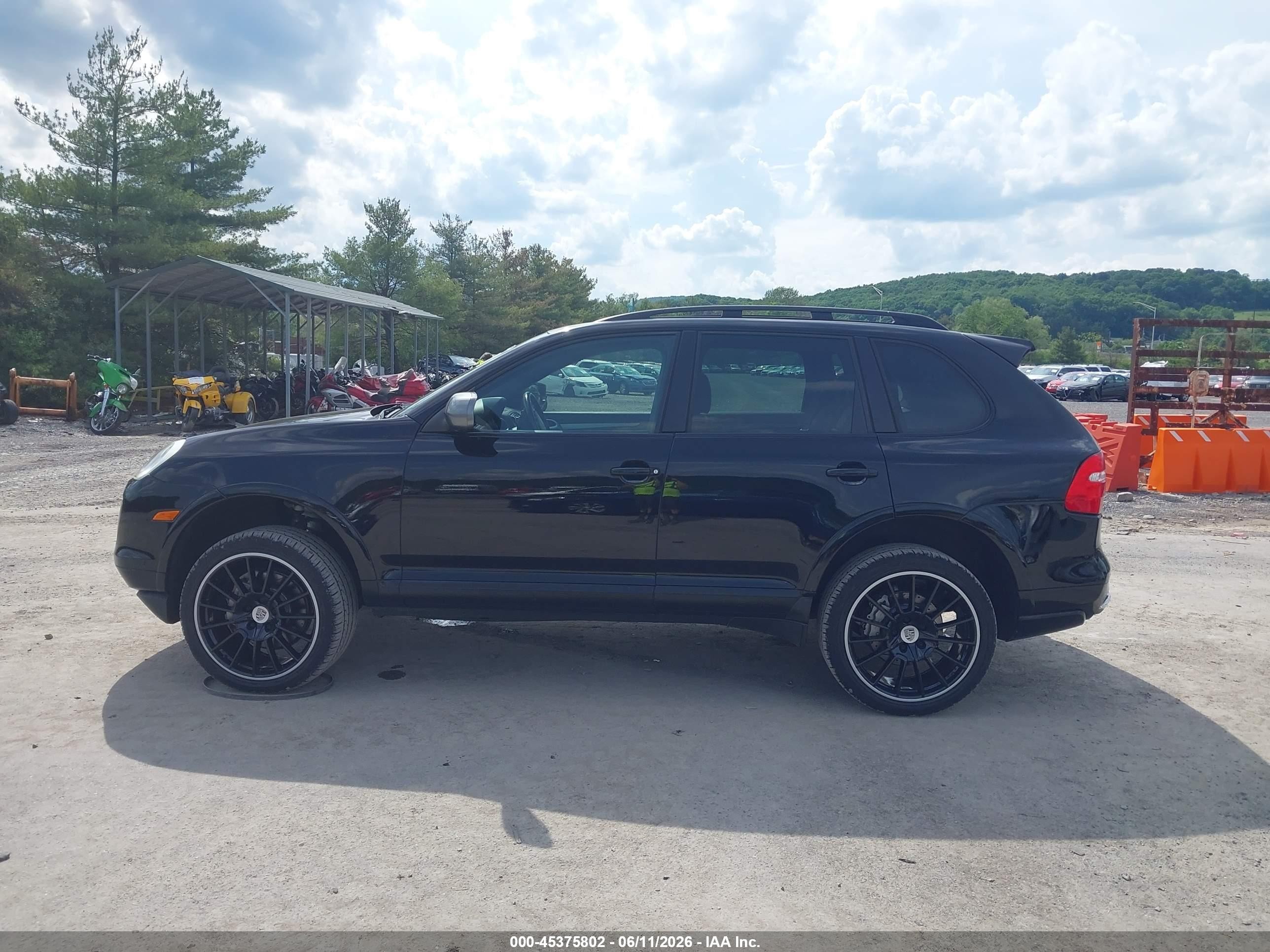 2010 Porsche Cayenne S Transsyberia Black vin: WP1AD2AP1ALA40053